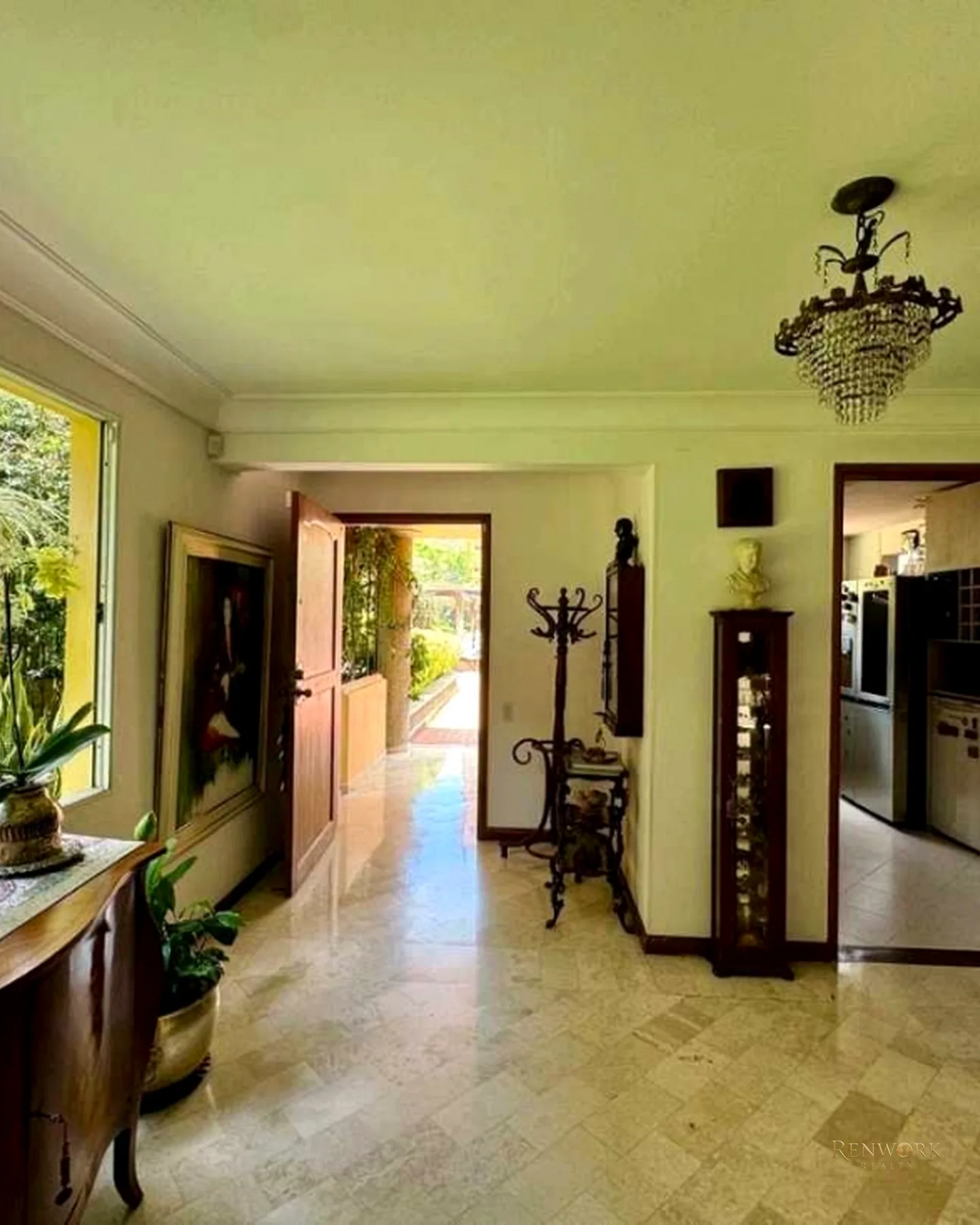 VENTA CASA BARRIO POBLADO GRAN FORMATO 470 MT2 CON JARDIN Y MODERNA · foto 12