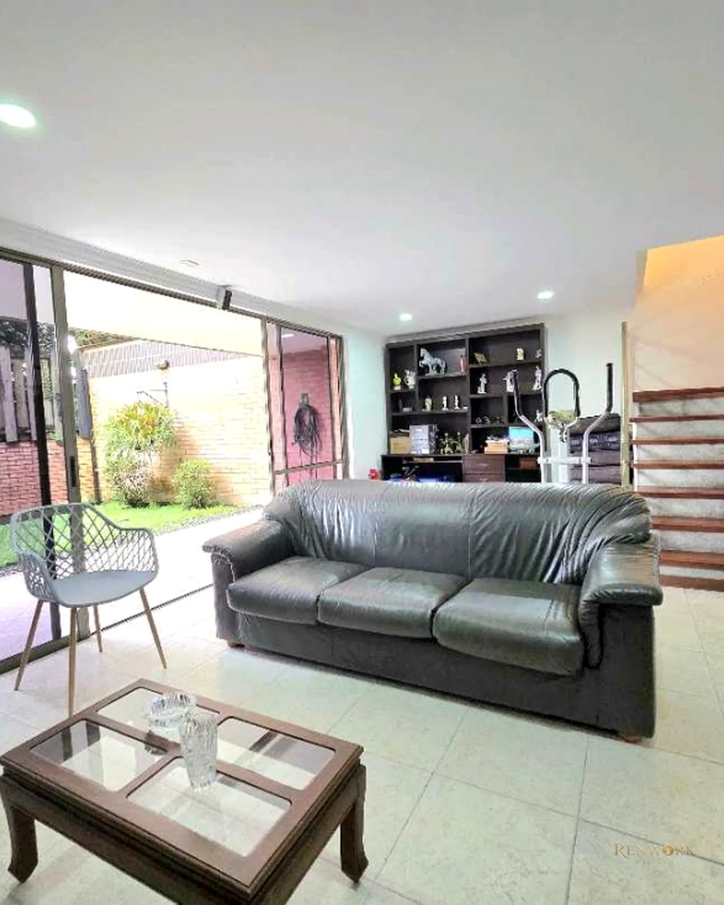 VENTA CASA BENEDICTINOS ENVIGADO 234 M2 · foto 2