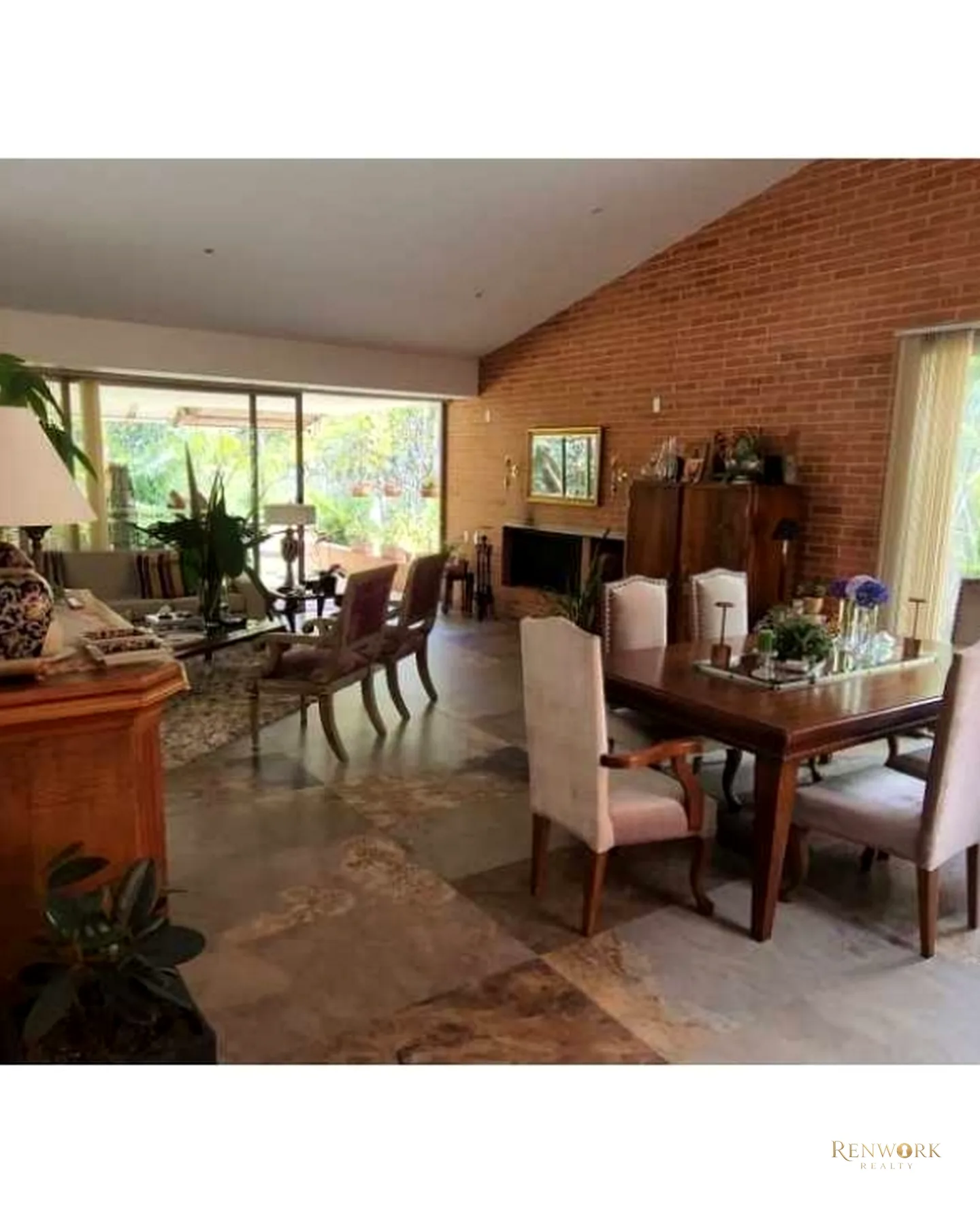 VENTA CASA CAMPESTRE EL POBLADO EN UNIDAD PARTE ALTA DE EL TESORO · foto 2