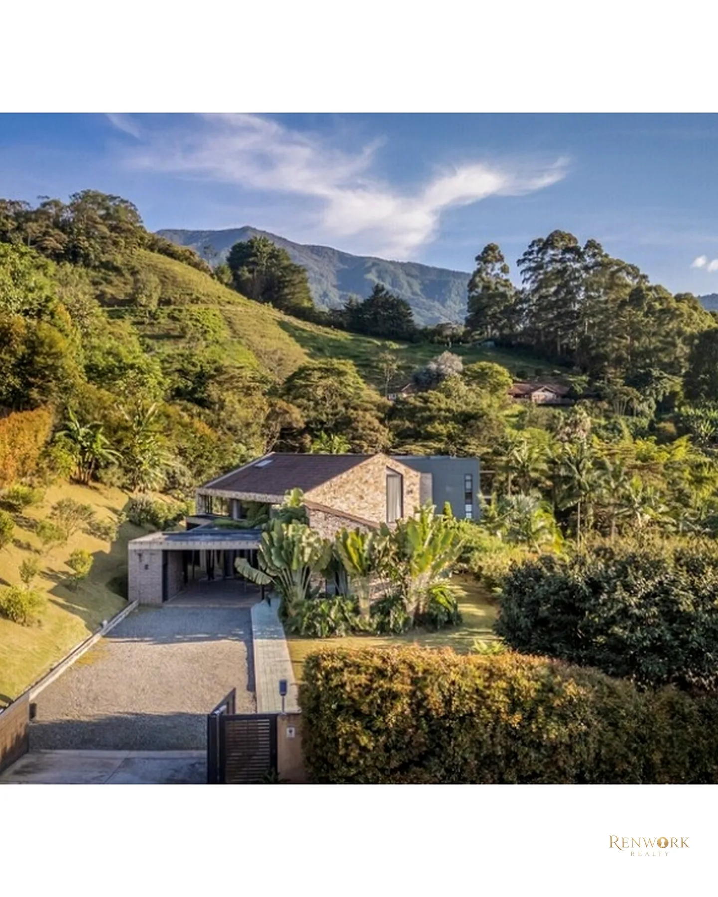 VENTA CASA CAMPESTRE EN ENVIGADO, LOMA DEL ESCOBERO PARTE BAJA · foto 19