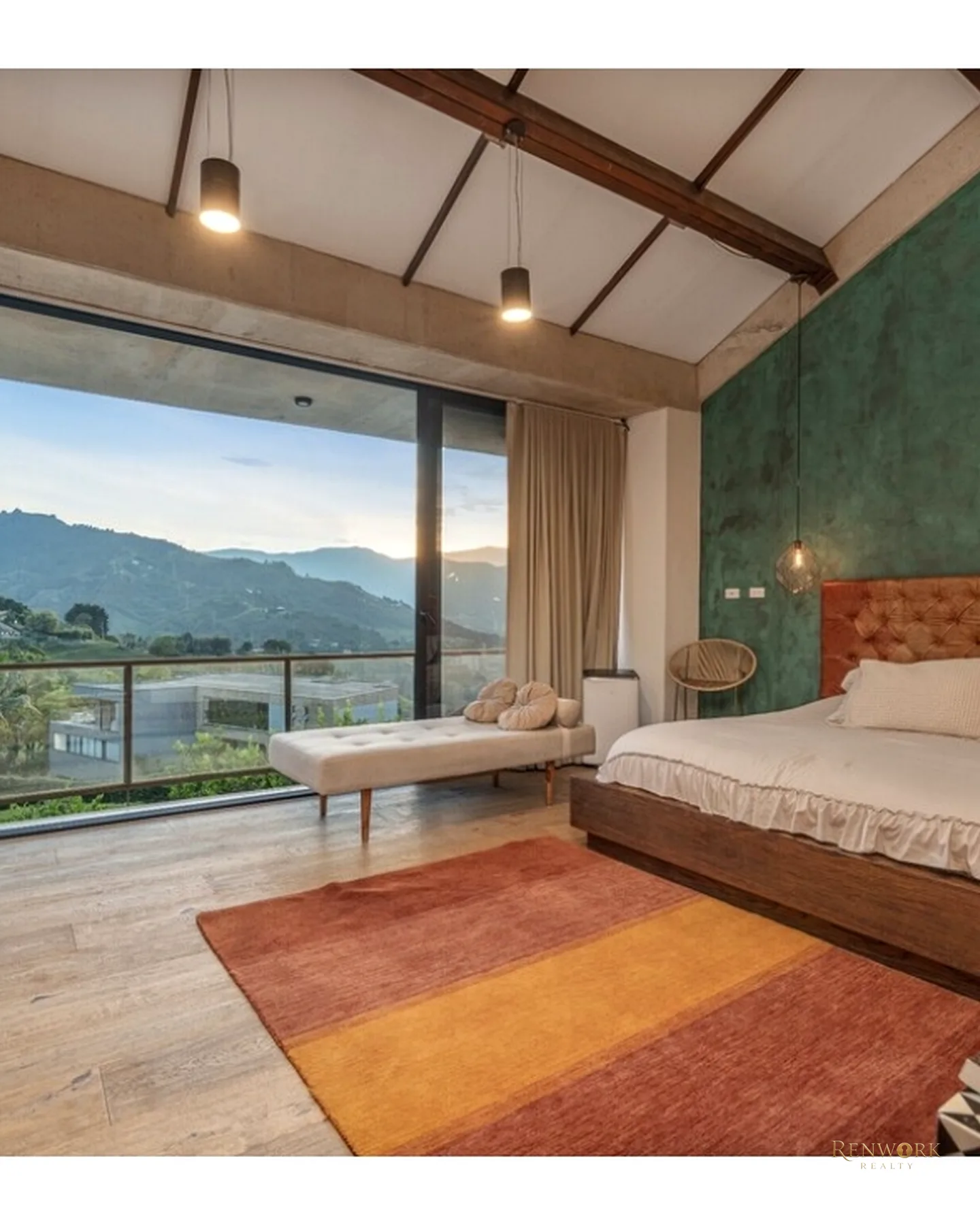 VENTA CASA CAMPESTRE EN ENVIGADO, LOMA DEL ESCOBERO PARTE BAJA · foto 8