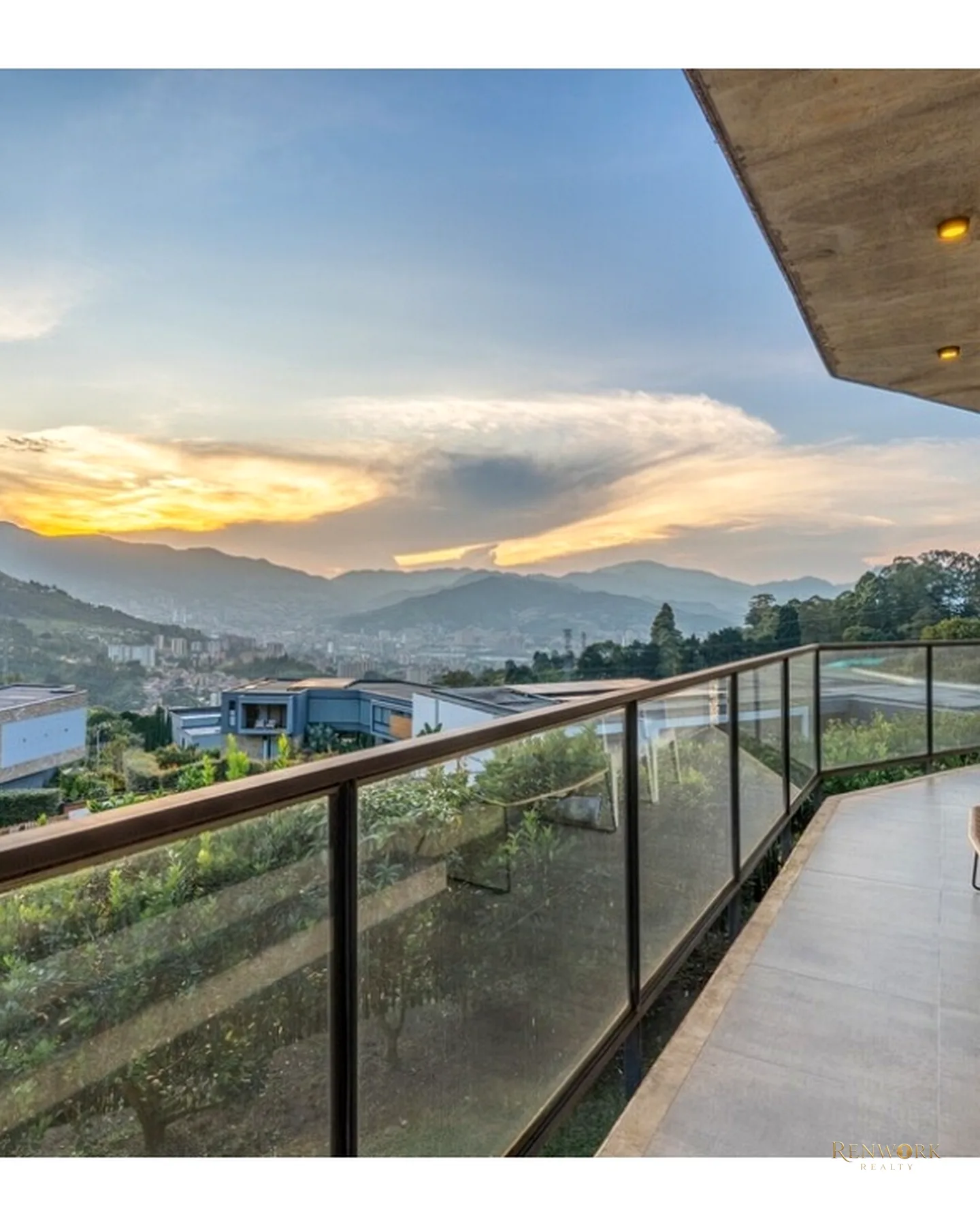 VENTA CASA CAMPESTRE EN ENVIGADO, LOMA DEL ESCOBERO PARTE BAJA · foto 17
