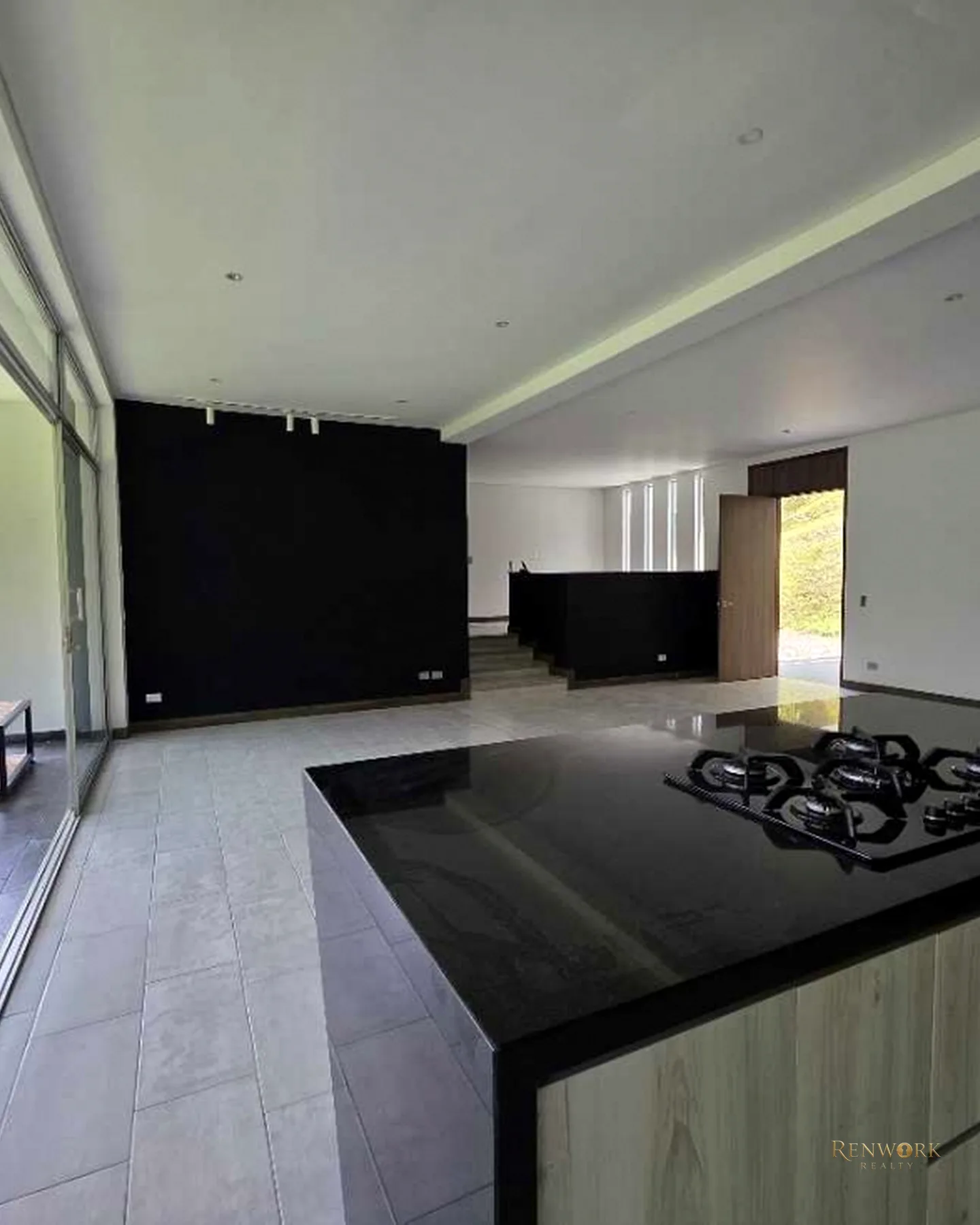 VENTA CASA CAMPESTRE EN GUARNE. MODERNA, UNIDAD DE SOLO 6 CASAS · foto 4