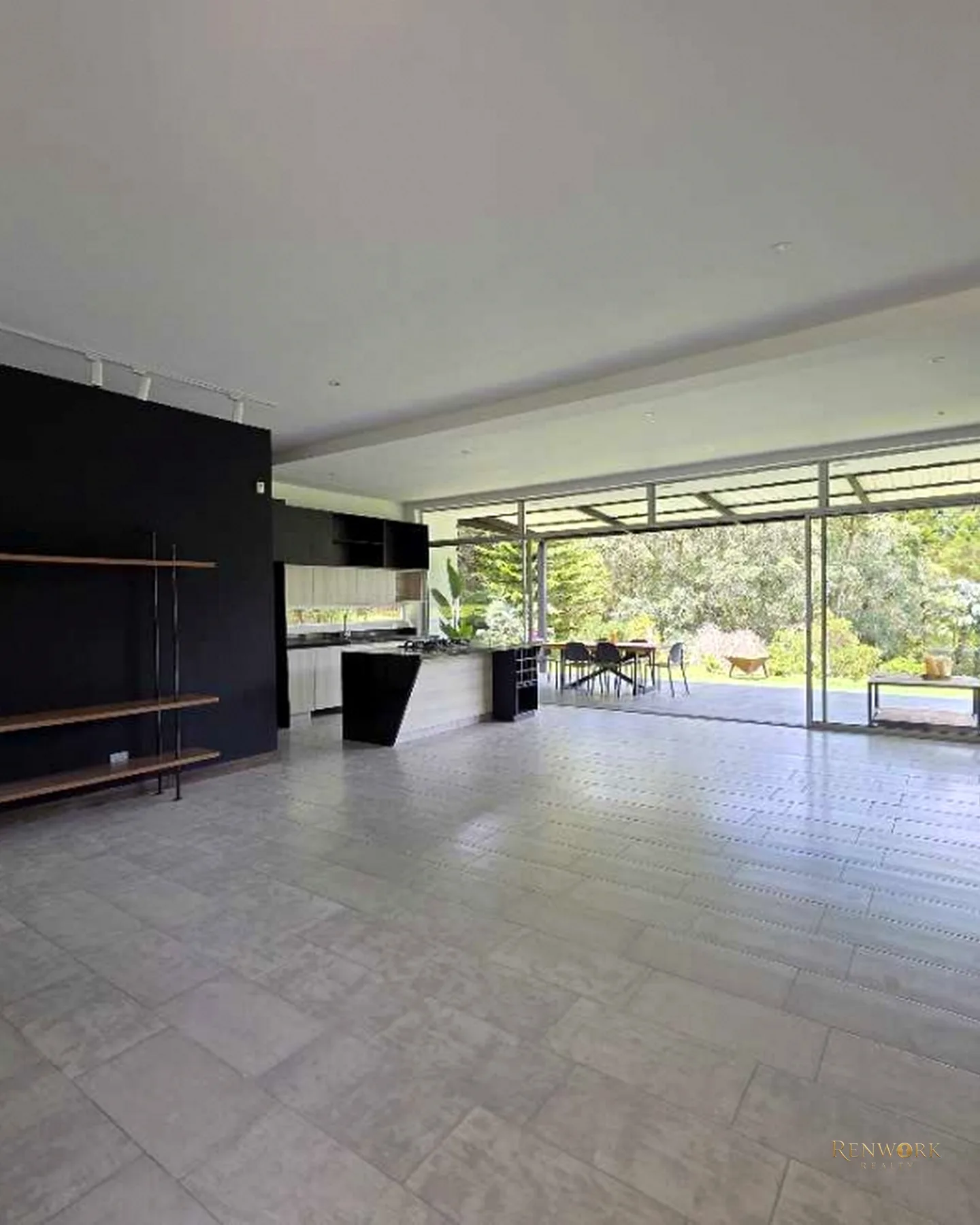 VENTA CASA CAMPESTRE EN GUARNE. MODERNA, UNIDAD DE SOLO 6 CASAS · foto 1
