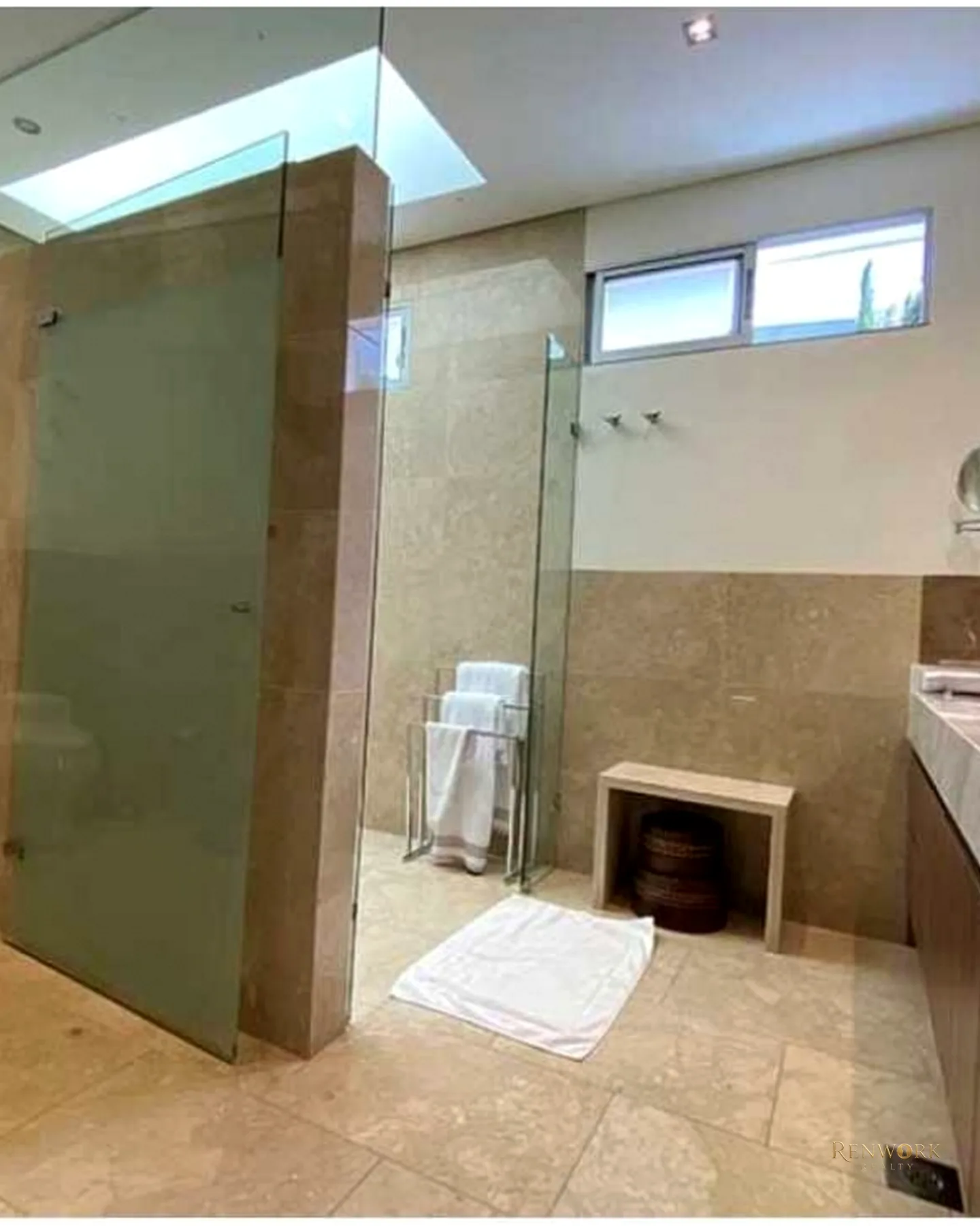 VENTA CASA CON PISCINA EN LAS PALMAS CON HERMOSA VISTA A LA CIUDAD. · foto 16