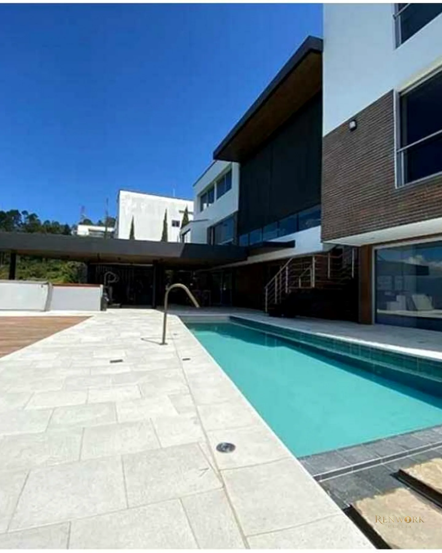 VENTA CASA CON PISCINA EN LAS PALMAS CON HERMOSA VISTA A LA CIUDAD. · foto 17