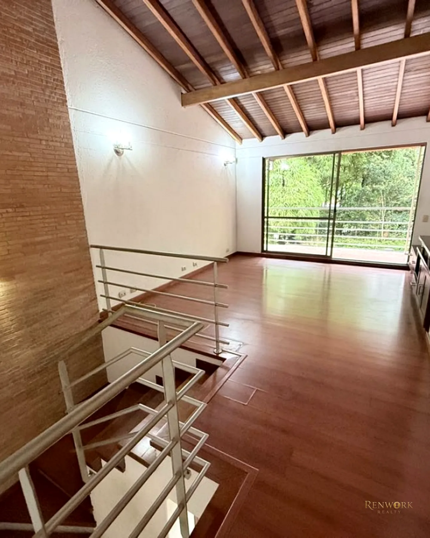 VENTA CASA CUMBRES ENVIGADO 269 MTS2 DOS NIVELES U COMPLETA JARDIN · foto 15