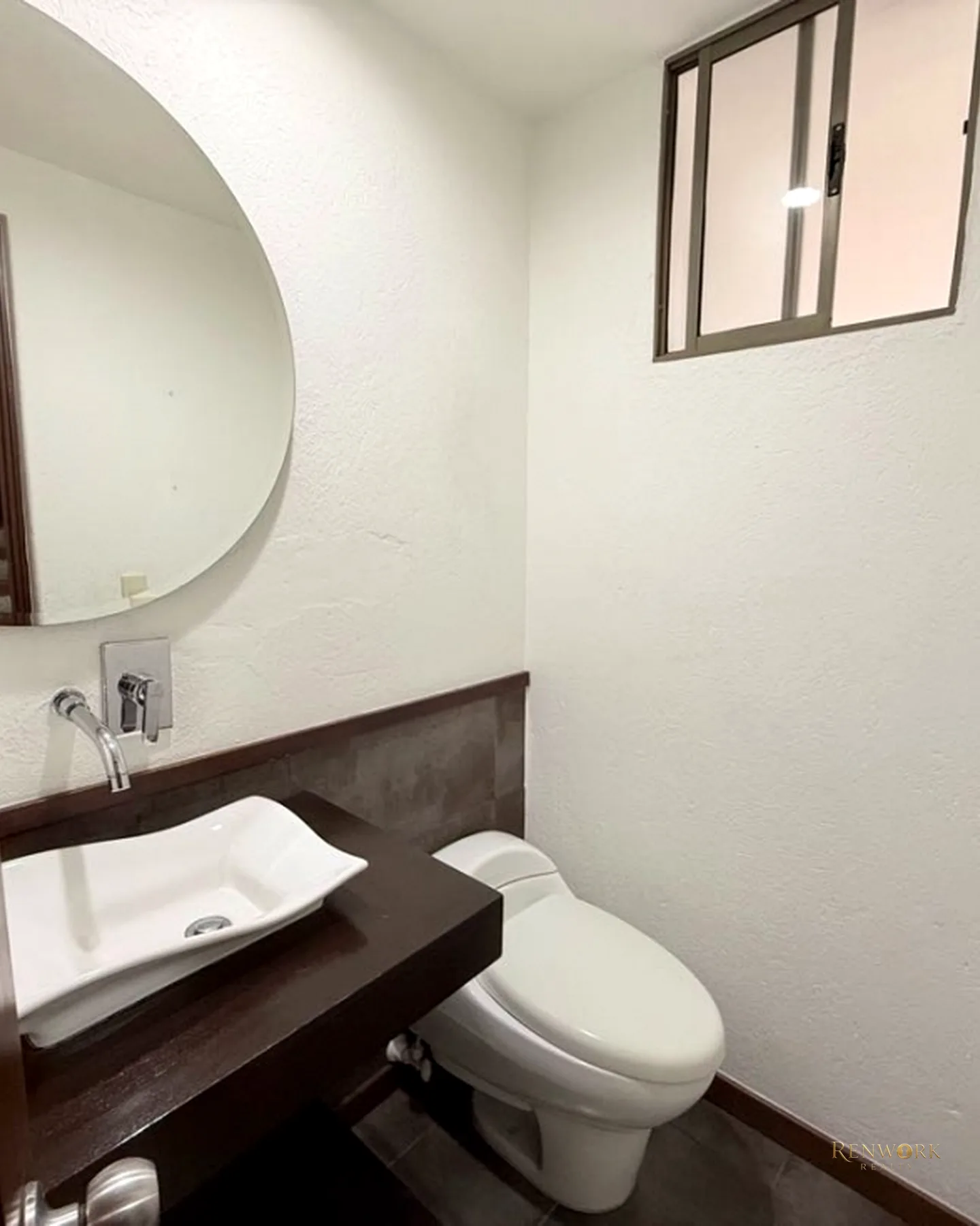 VENTA CASA CUMBRES ENVIGADO 269 MTS2 DOS NIVELES U COMPLETA JARDIN · foto 12