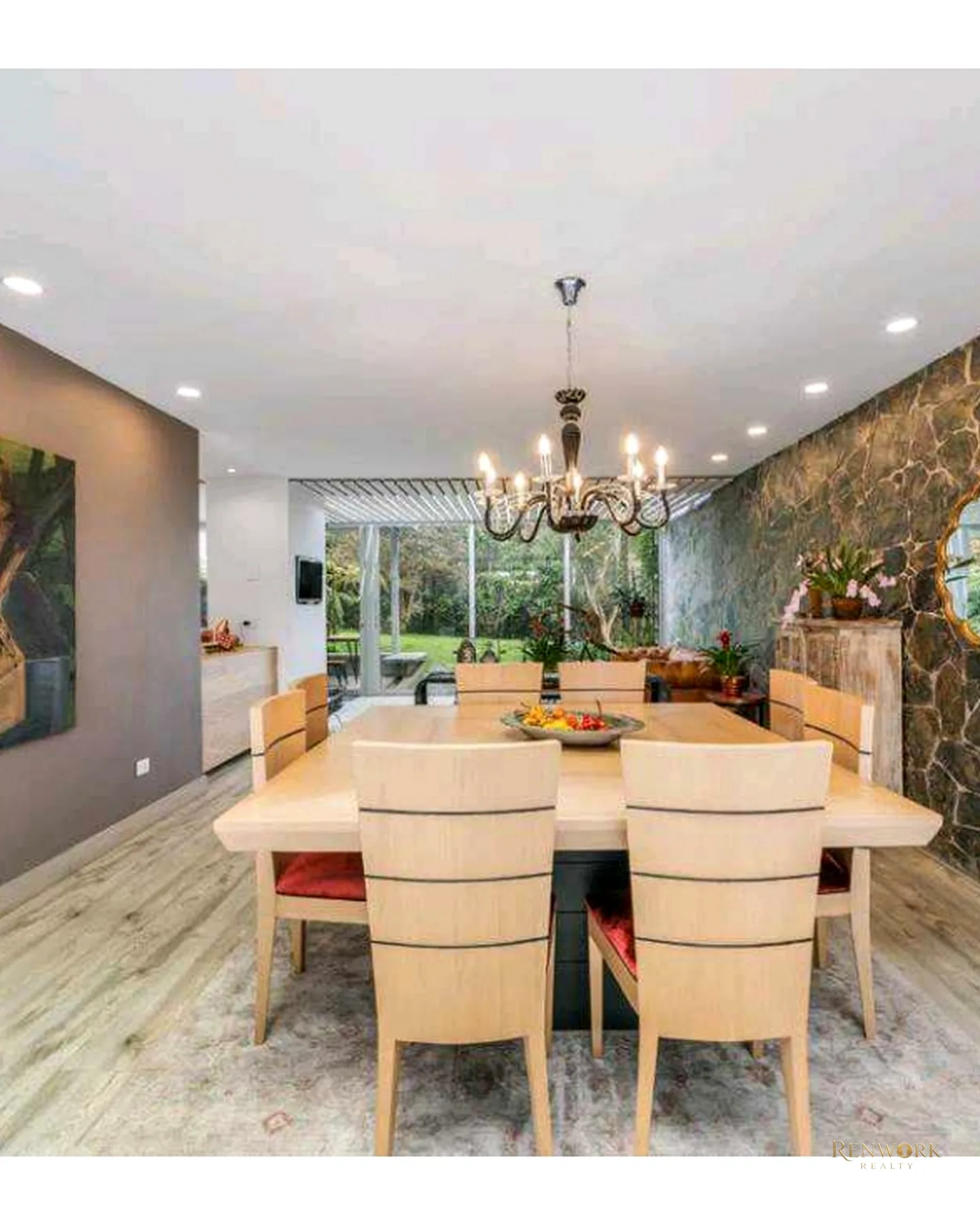 VENTA CASA DE LUJO EN EL ALTO DE LAS PALMAS · foto 2