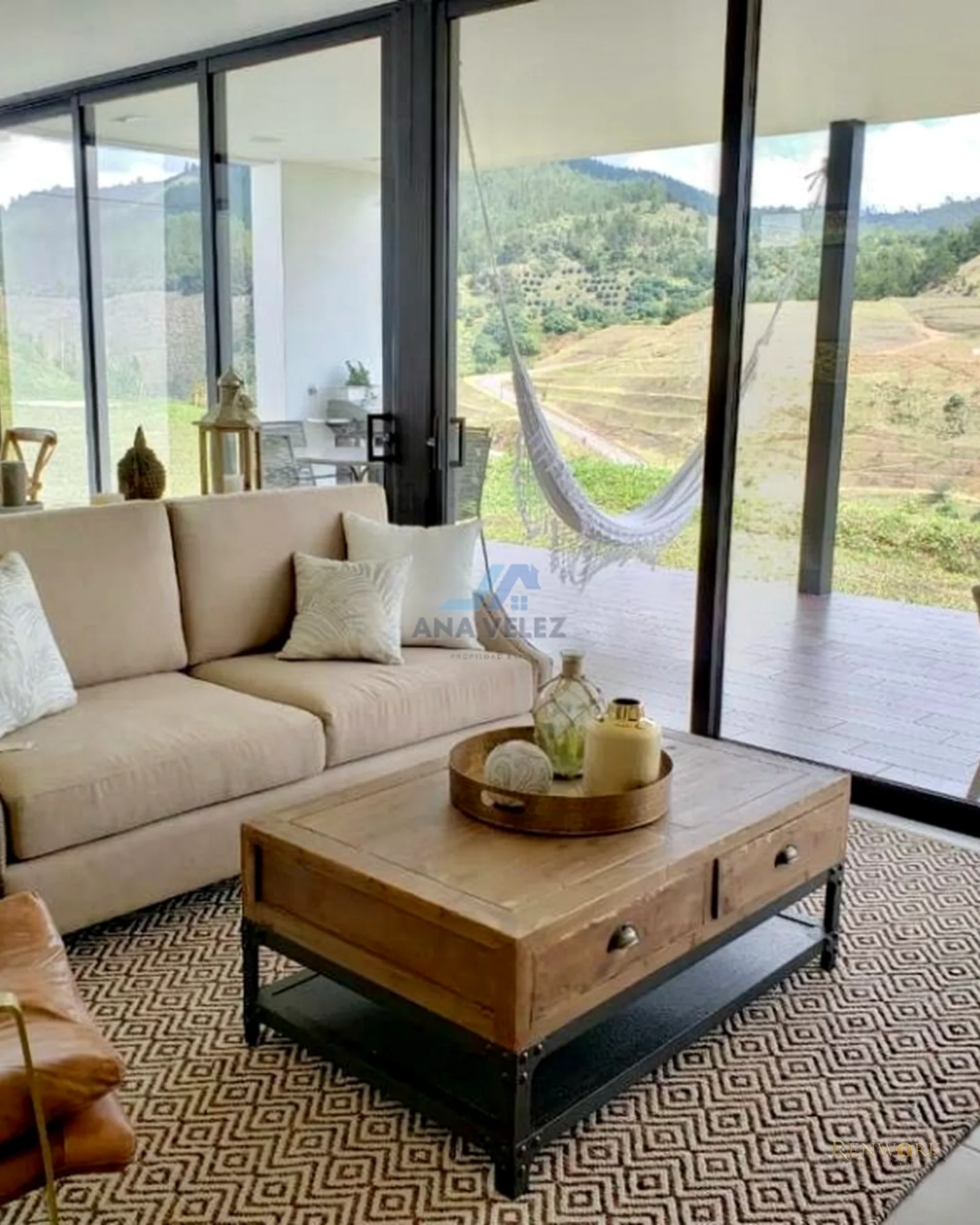 VENTA CASA EN EL RETIRO · foto 1