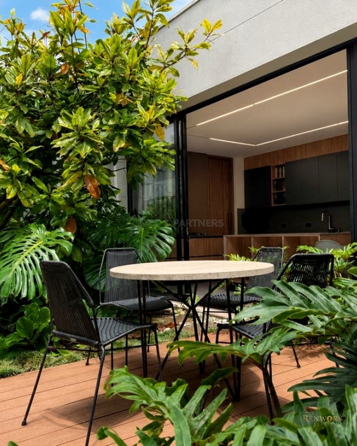 VENTA CASA EN ENVIGADO, SECTOR ALTO DE LAS PALMAS · foto 4