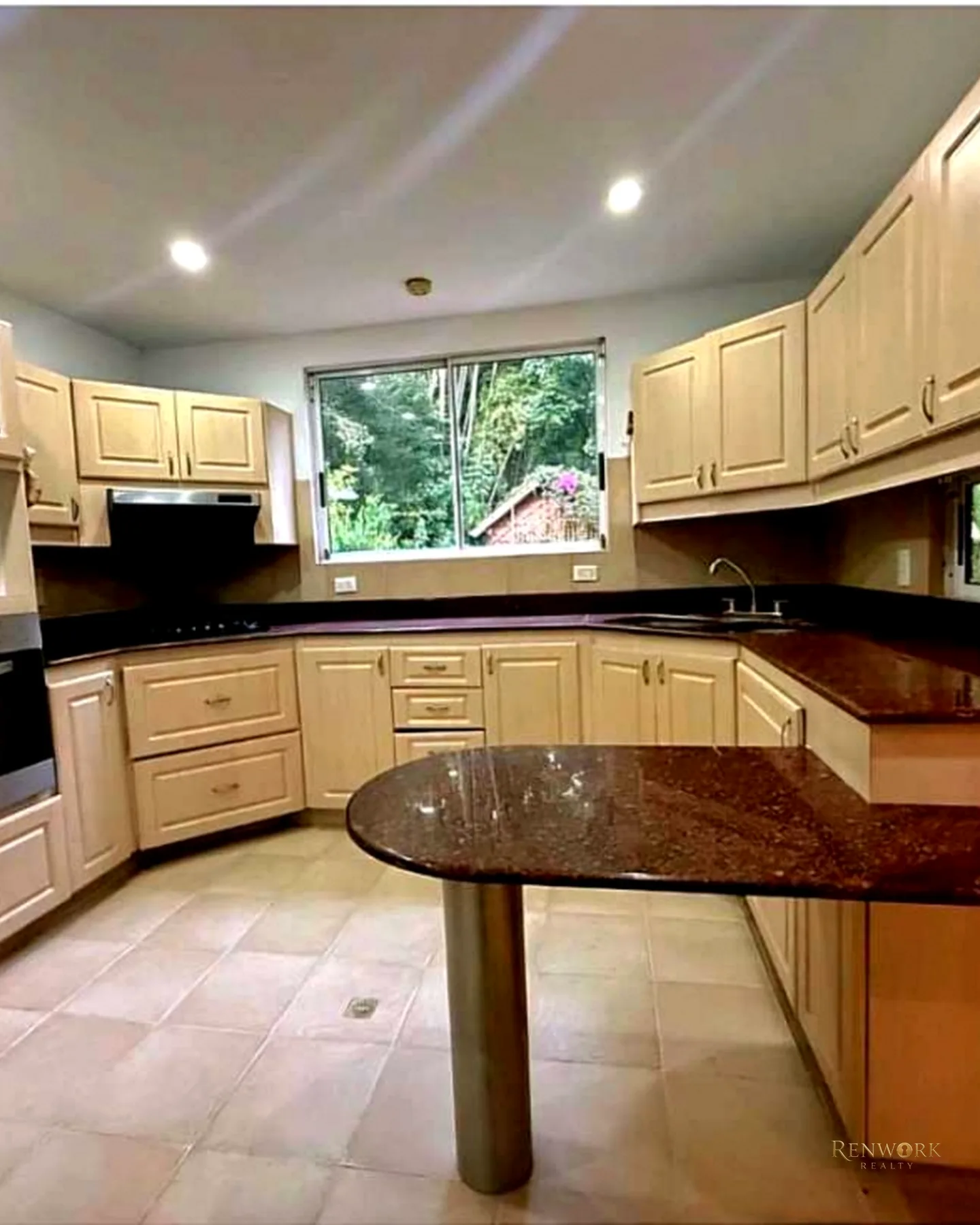 VENTA CASA EN LA SUPERIOR CON EXCELENTE ZONA VERDE · foto 2