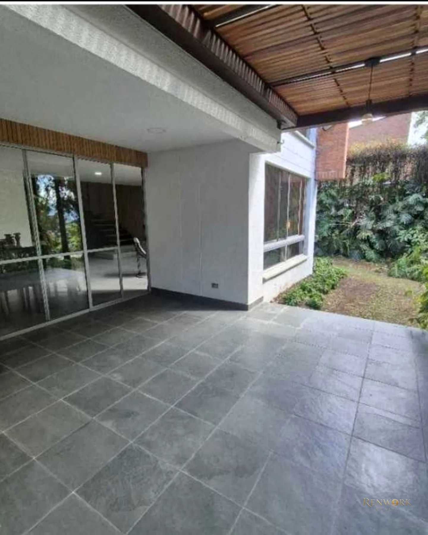 VENTA CASA ENVIGADO ESCOBERO CON JACUZZI Y JARDÍN · foto 20