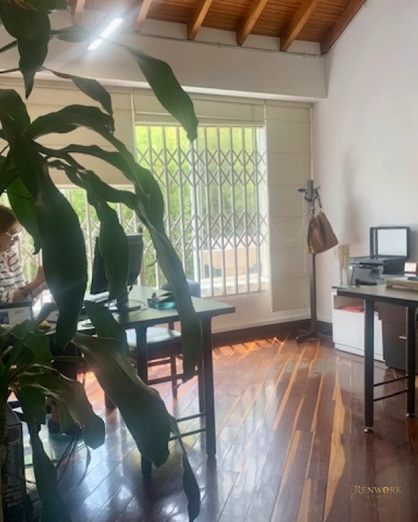 VENTA CASA INDEPENDIENTE EN EL POBLADO · foto 6