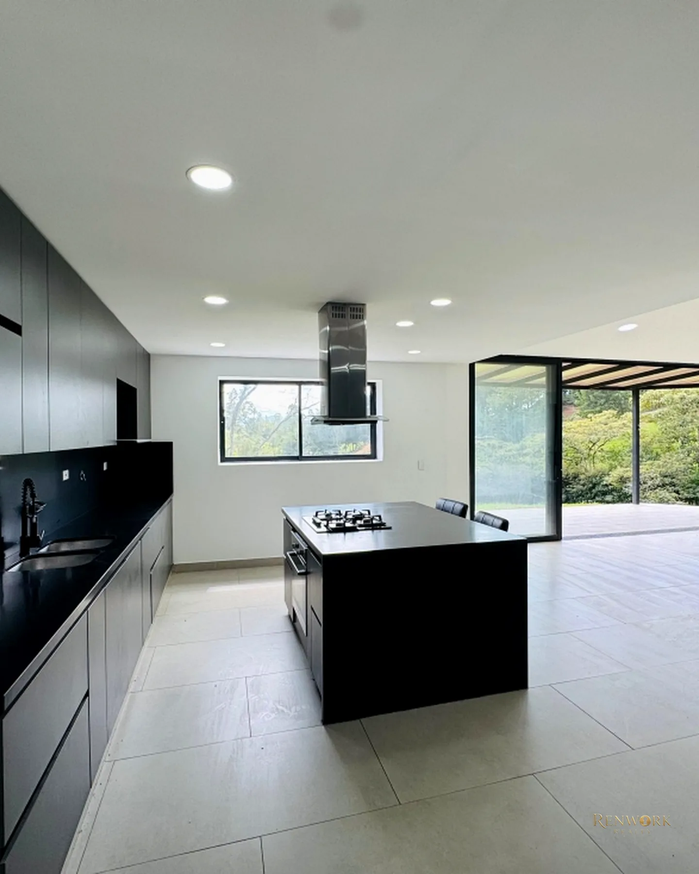 VENTA CASA - LLANOGRANDE CERCA A SAN ANTONIO DE PEREIRA · foto 2