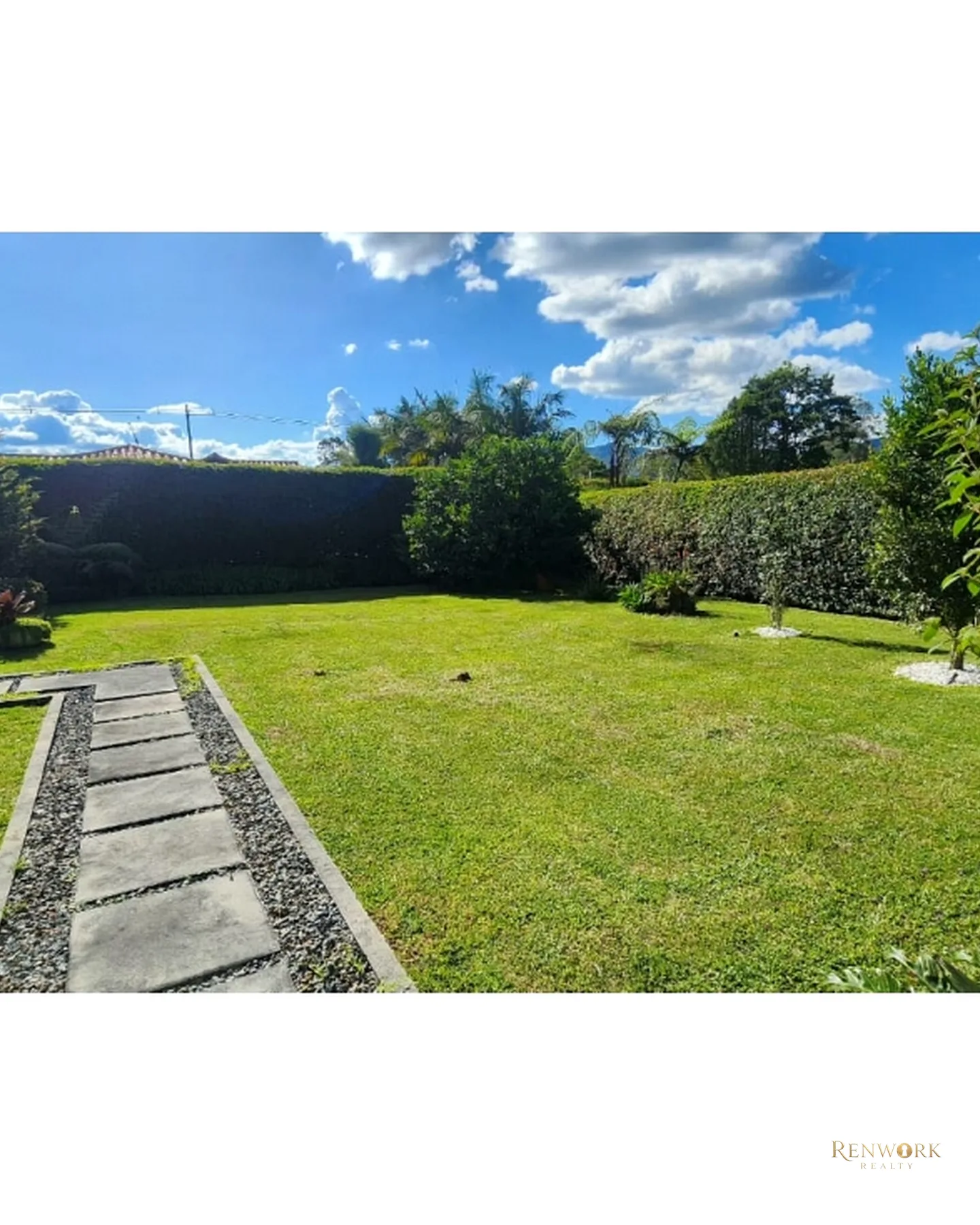 VENTA CASA MODERNA EN LLANOGRANDE · foto 21