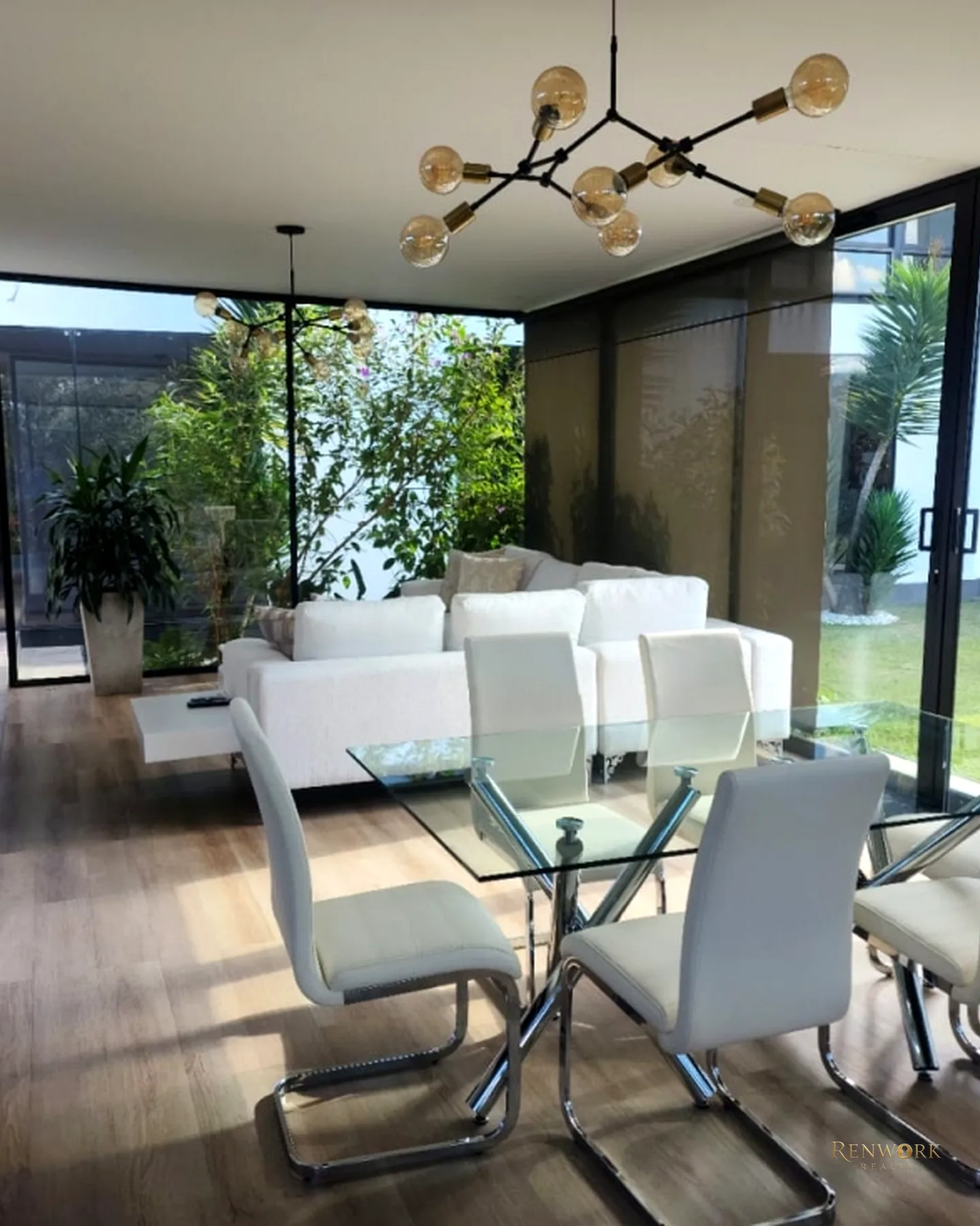 VENTA CASA MODERNA EN LLANOGRANDE · foto 6