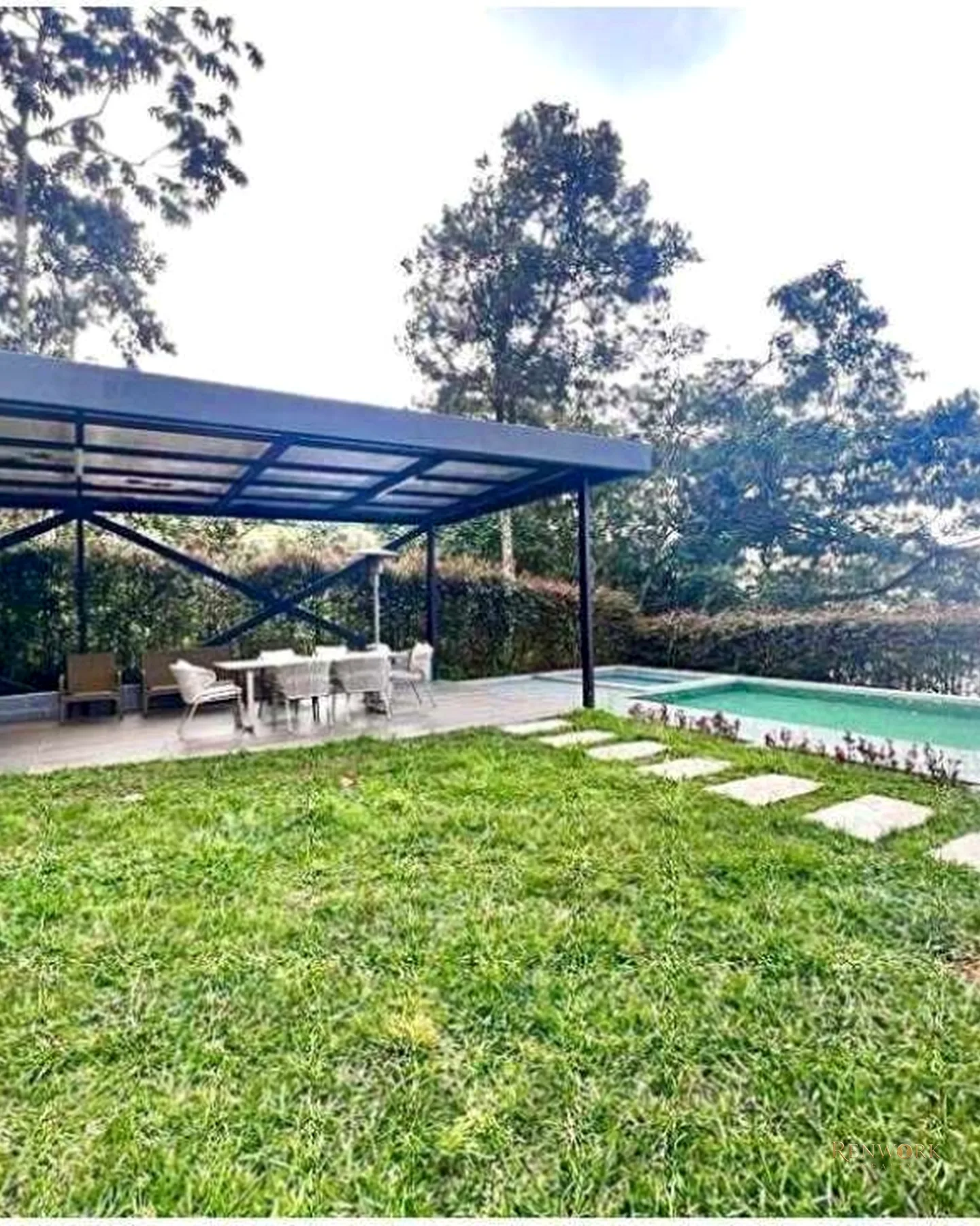 VENTA CASA MODERNA EN UN SOLO NIVEL CON PISCINA LAS PALMAS · foto 22