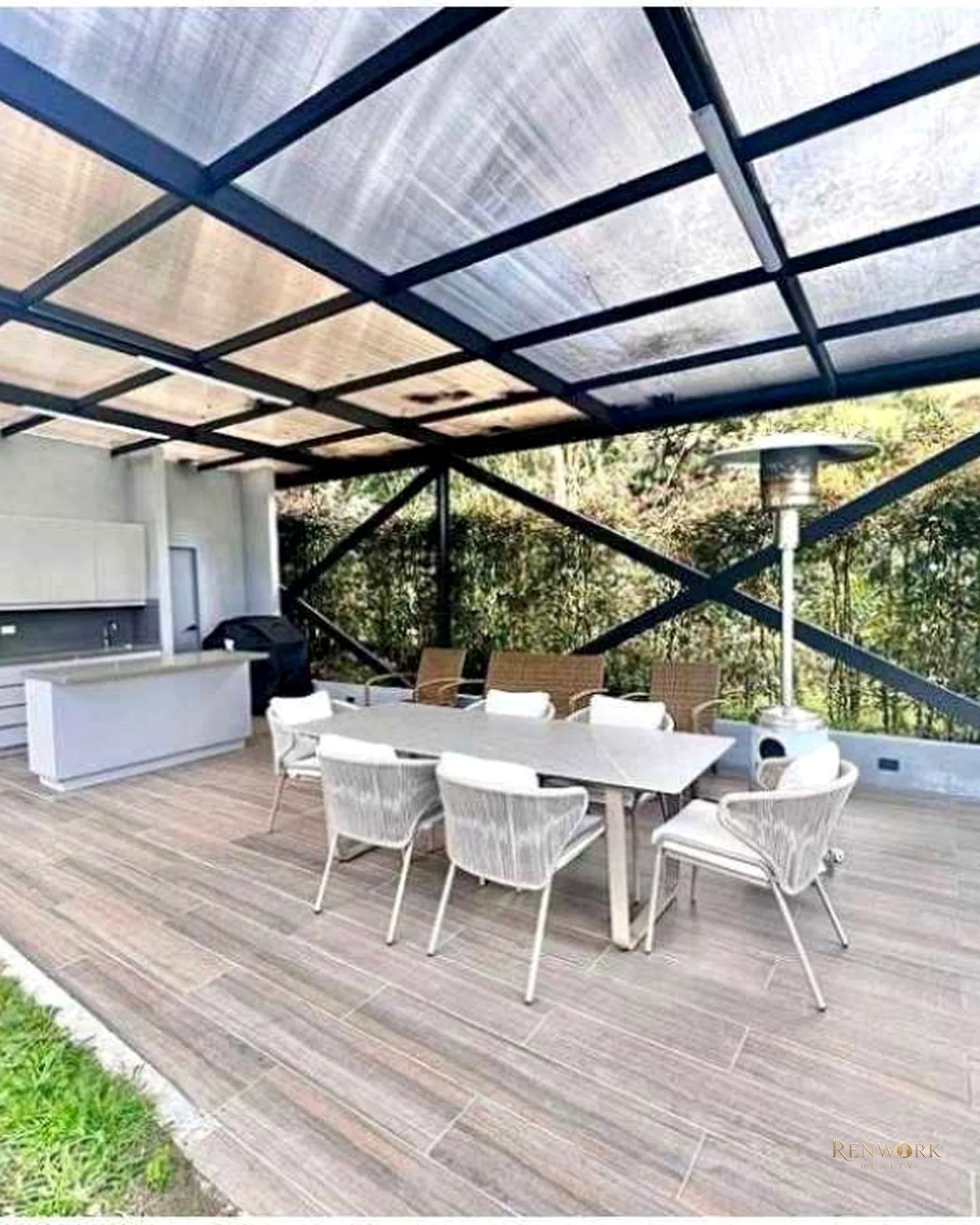 VENTA CASA MODERNA EN UN SOLO NIVEL CON PISCINA LAS PALMAS · foto 3