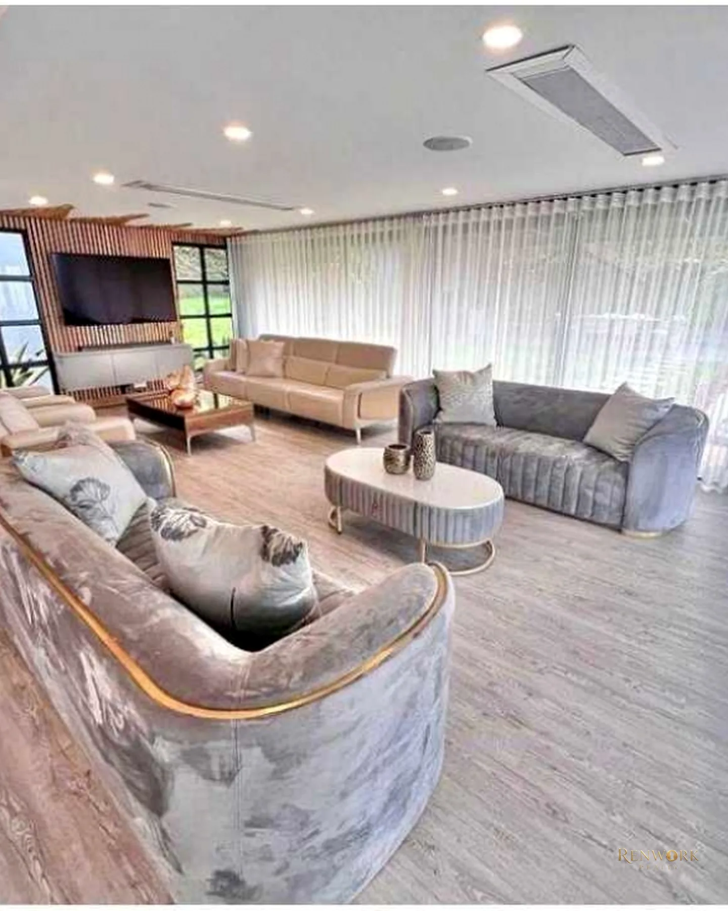 VENTA CASA MODERNA EN UN SOLO NIVEL CON PISCINA LAS PALMAS · foto 1