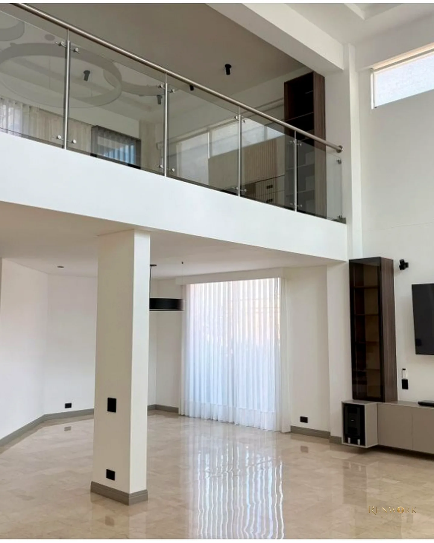 VENTA CASA MODERNA SECTOR LA CALERA POBLADO CERCA TESORO · foto 4