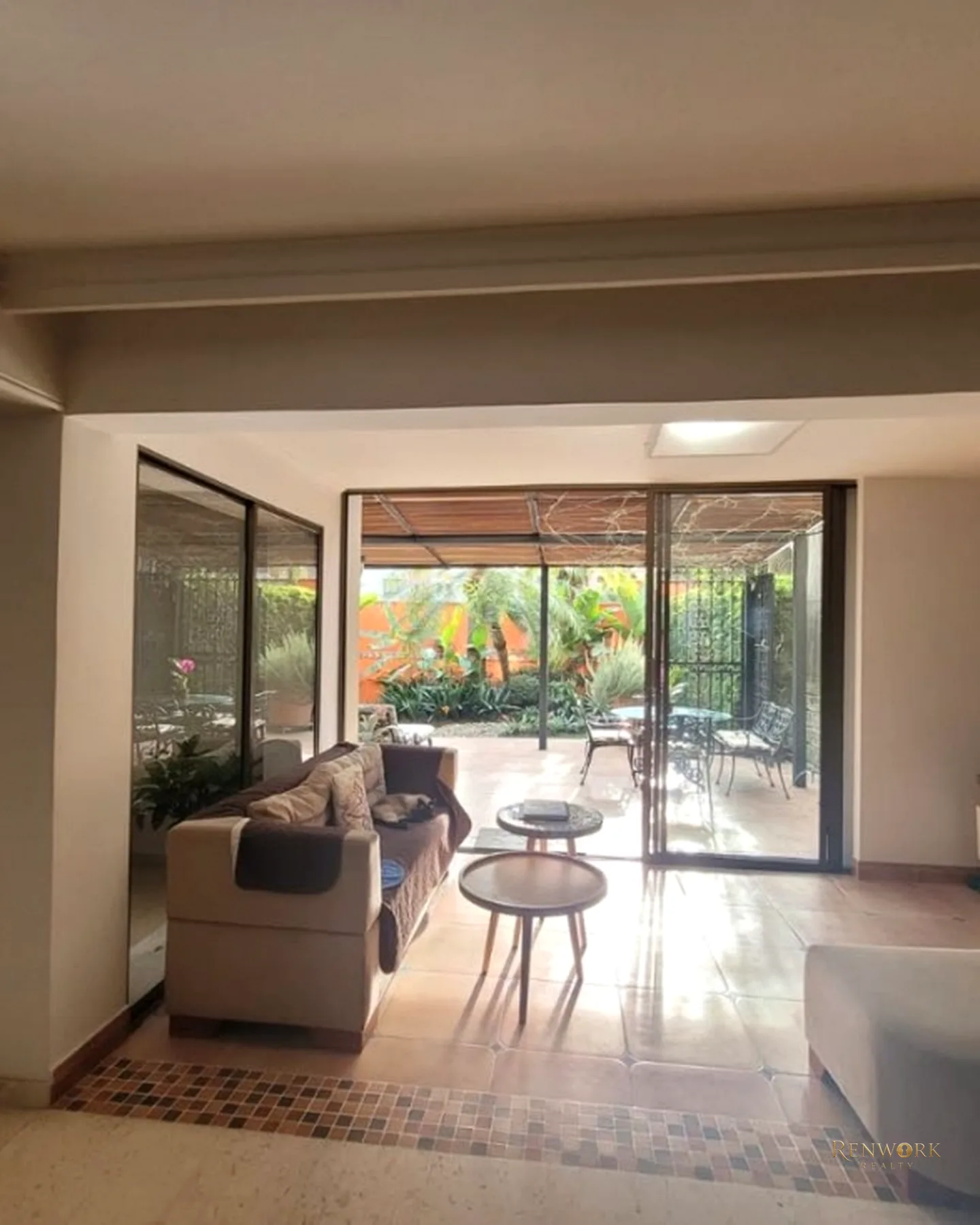 VENTA CASA POBLADO PALMAS · foto 2