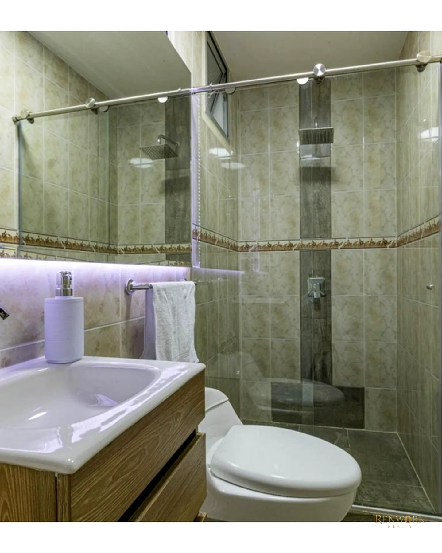 VENTA CASA REMODELADA, SECTOR ESTADIO · foto 18