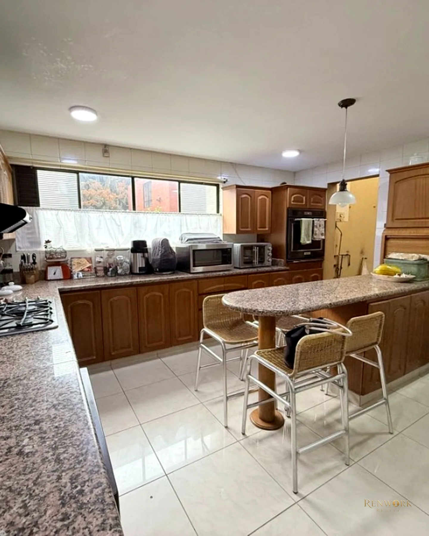 VENTA CASA SEPARADA DOS NIVELES SAN LUCAS 350M2 TERRAZA · foto 6