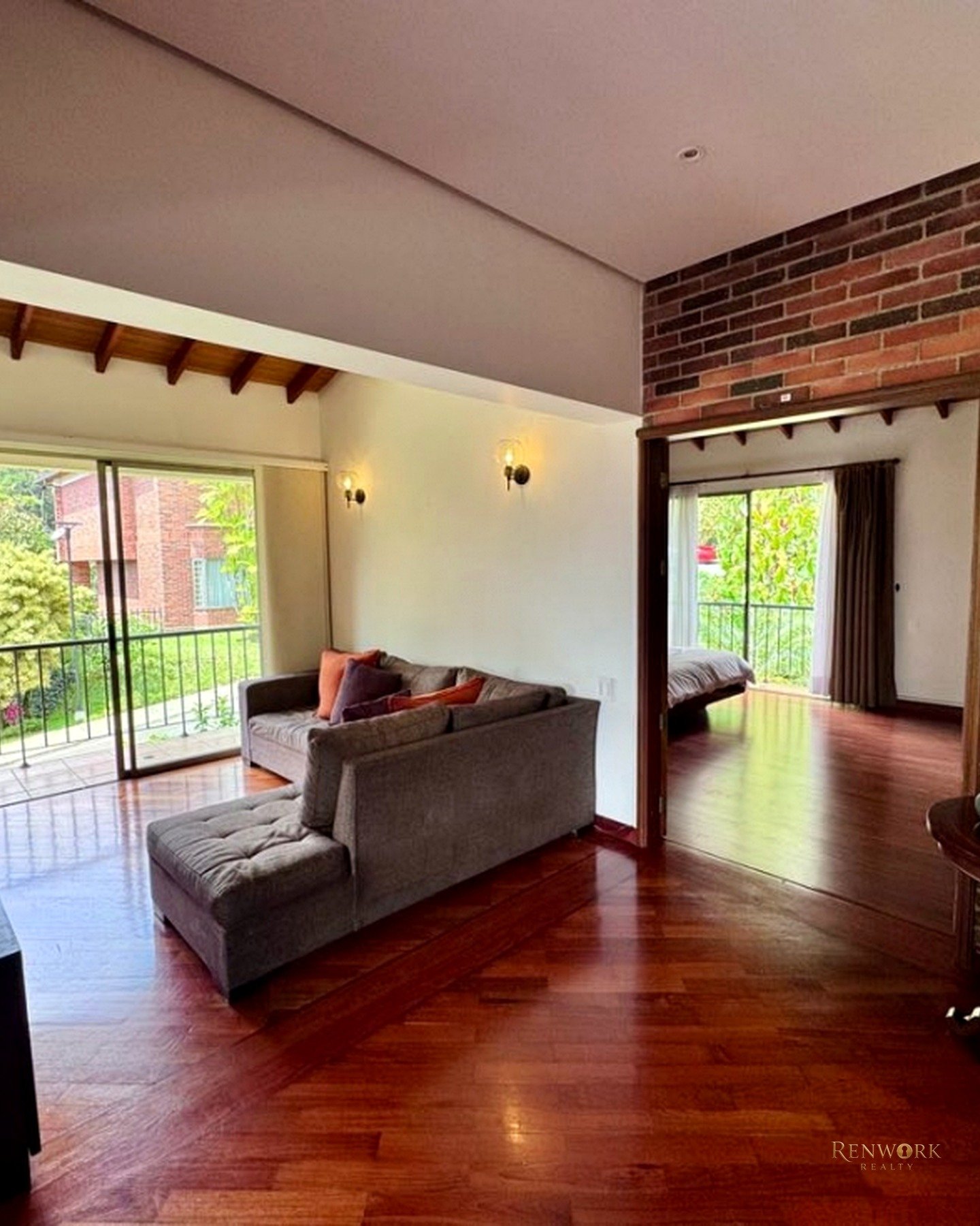 VENTA - CASA TRADICIONAL EN EL POBLADO PARTE ALTA DE 220 M² · foto 19