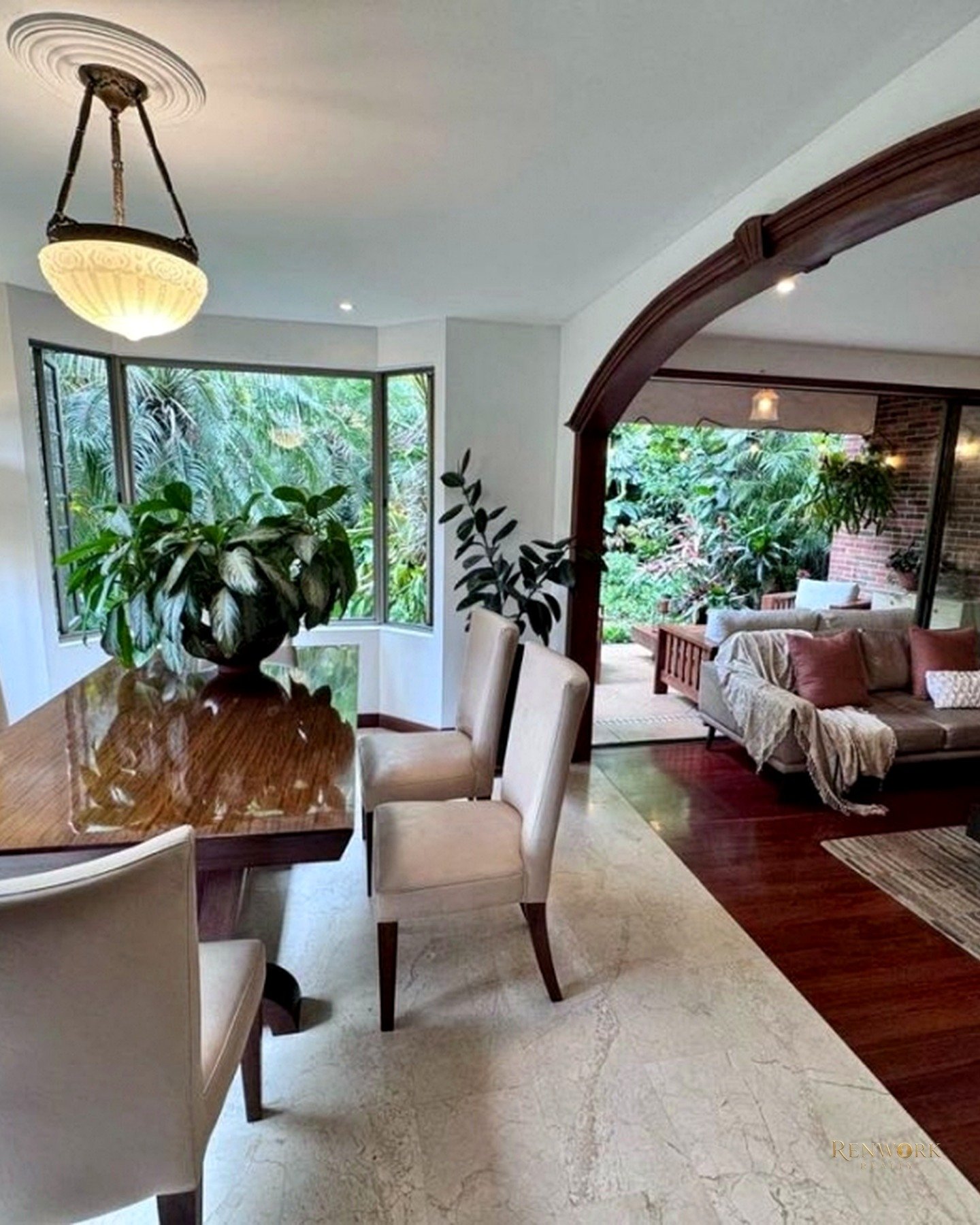 VENTA - CASA TRADICIONAL EN EL POBLADO PARTE ALTA DE 220 M² · foto 4