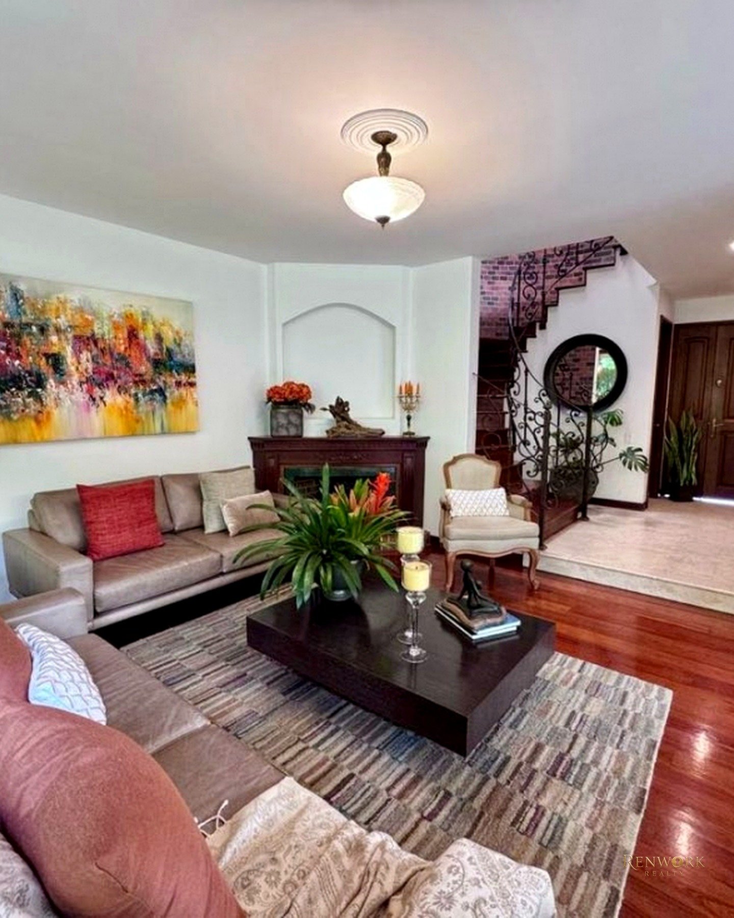 VENTA - CASA TRADICIONAL EN EL POBLADO PARTE ALTA DE 220 M² · foto 2