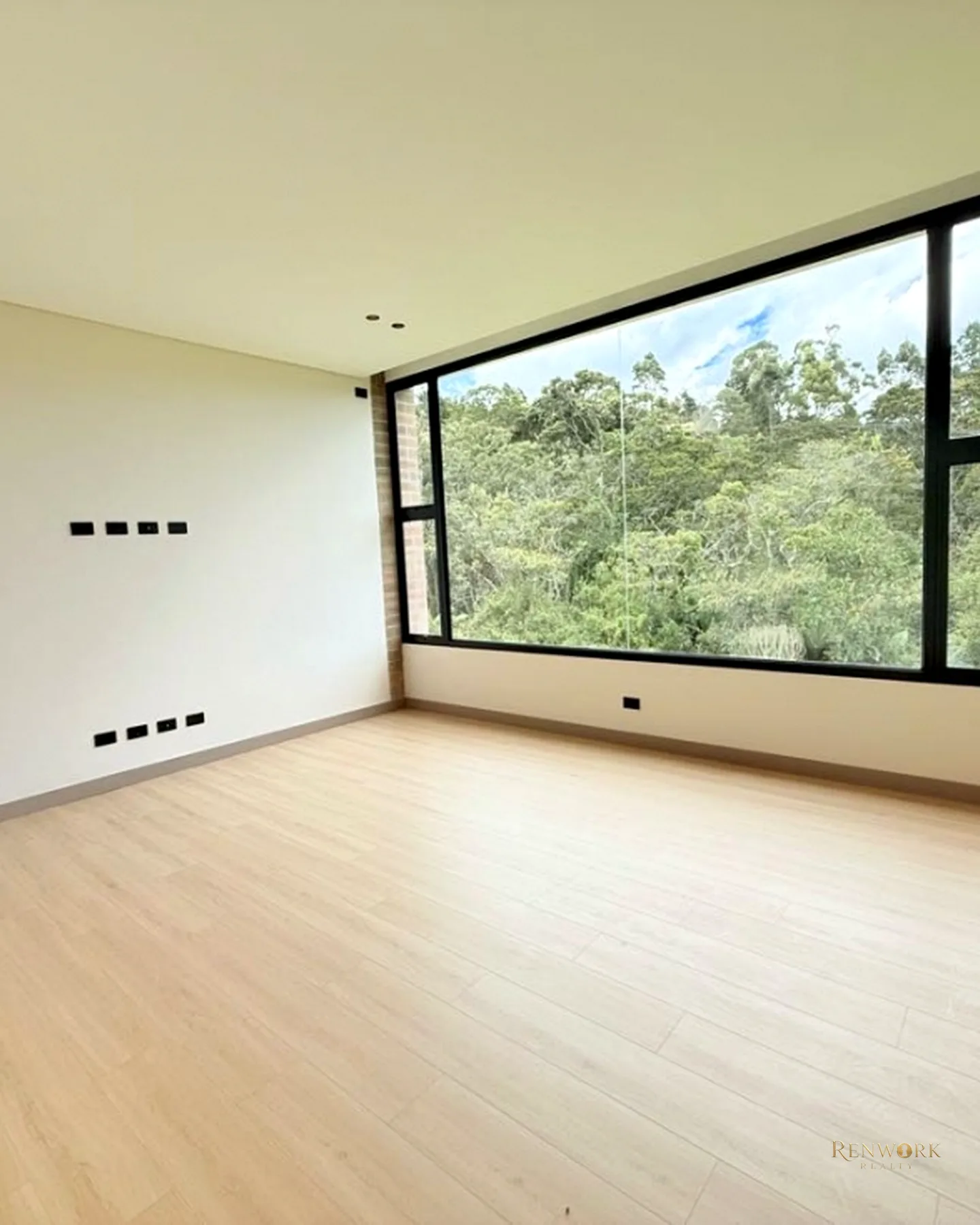 VENTA CASA UN NIVEL ALTO DE PALMAS ENVIGADO 328,69 MTS2 EN UNIDAD · foto 11