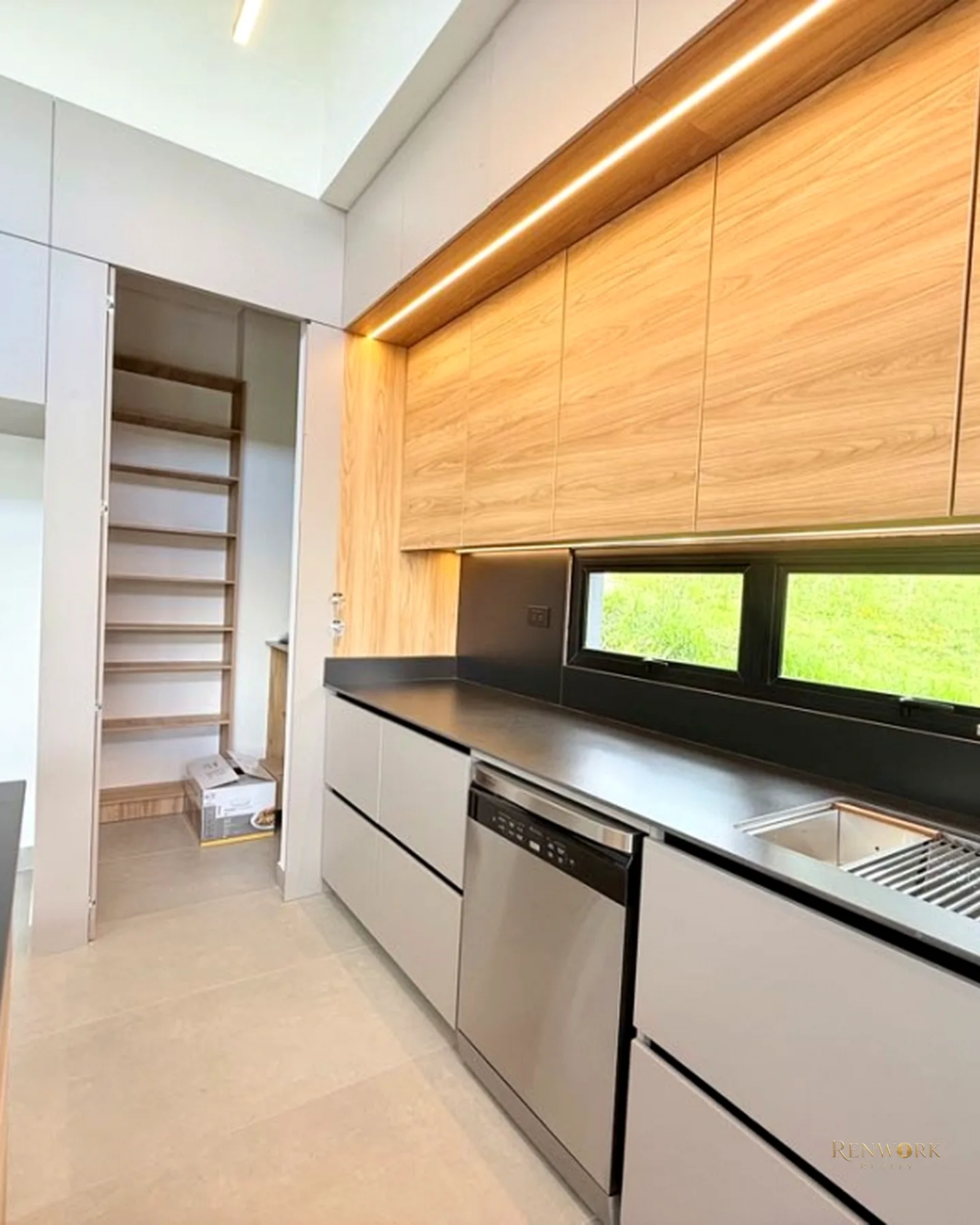 VENTA CASA UN NIVEL ALTO DE PALMAS ENVIGADO 328,69 MTS2 EN UNIDAD · foto 6