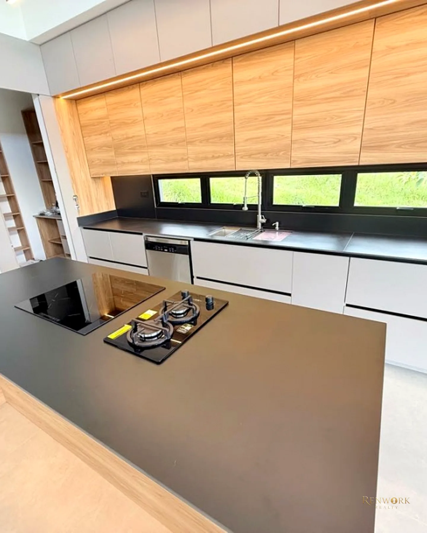 VENTA CASA UN NIVEL ALTO DE PALMAS ENVIGADO 328,69 MTS2 EN UNIDAD · foto 4
