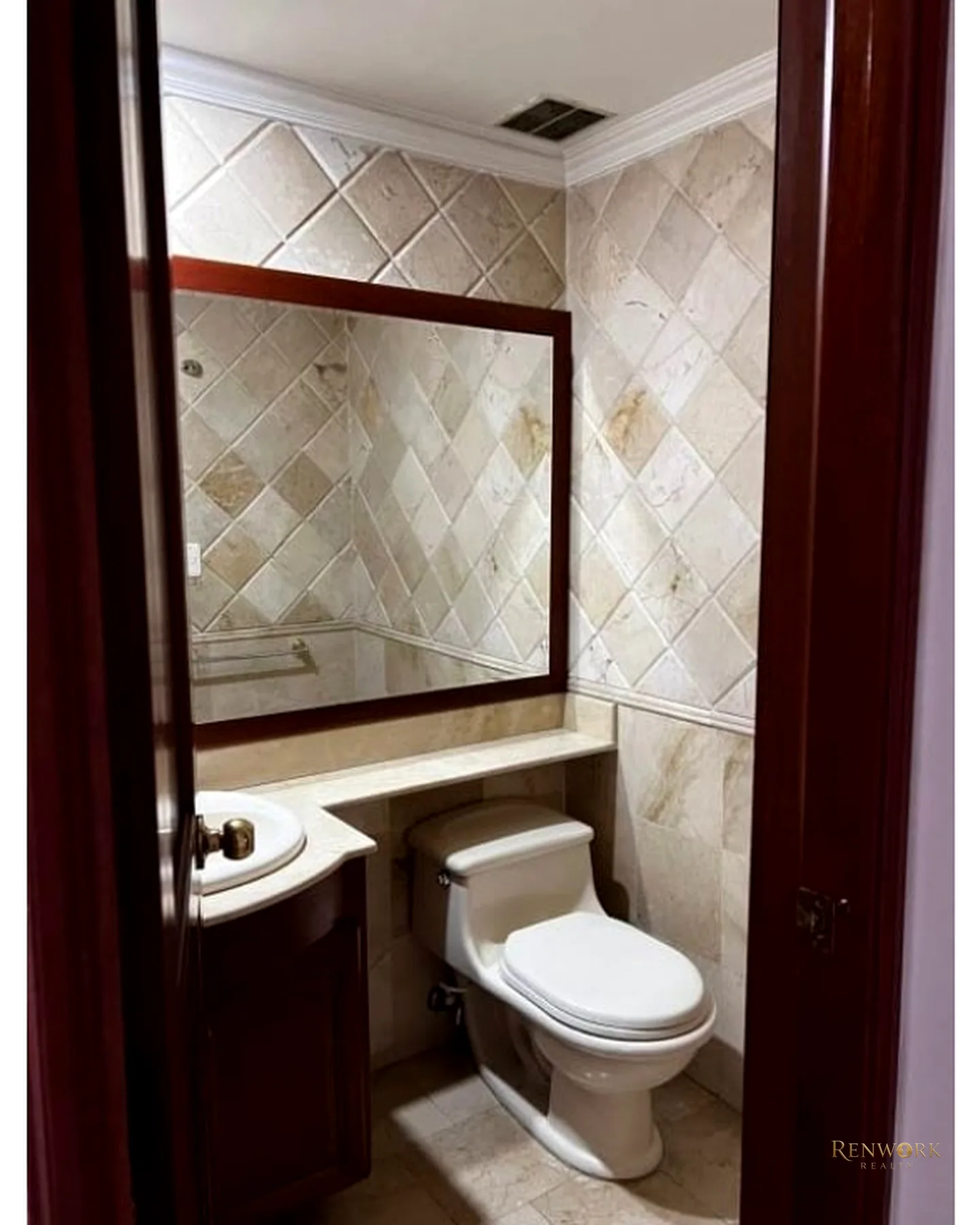 VENTA DE AMPLIO APARTAMENTO SECTOR LAS SANTAS EL POBLADO · foto 13