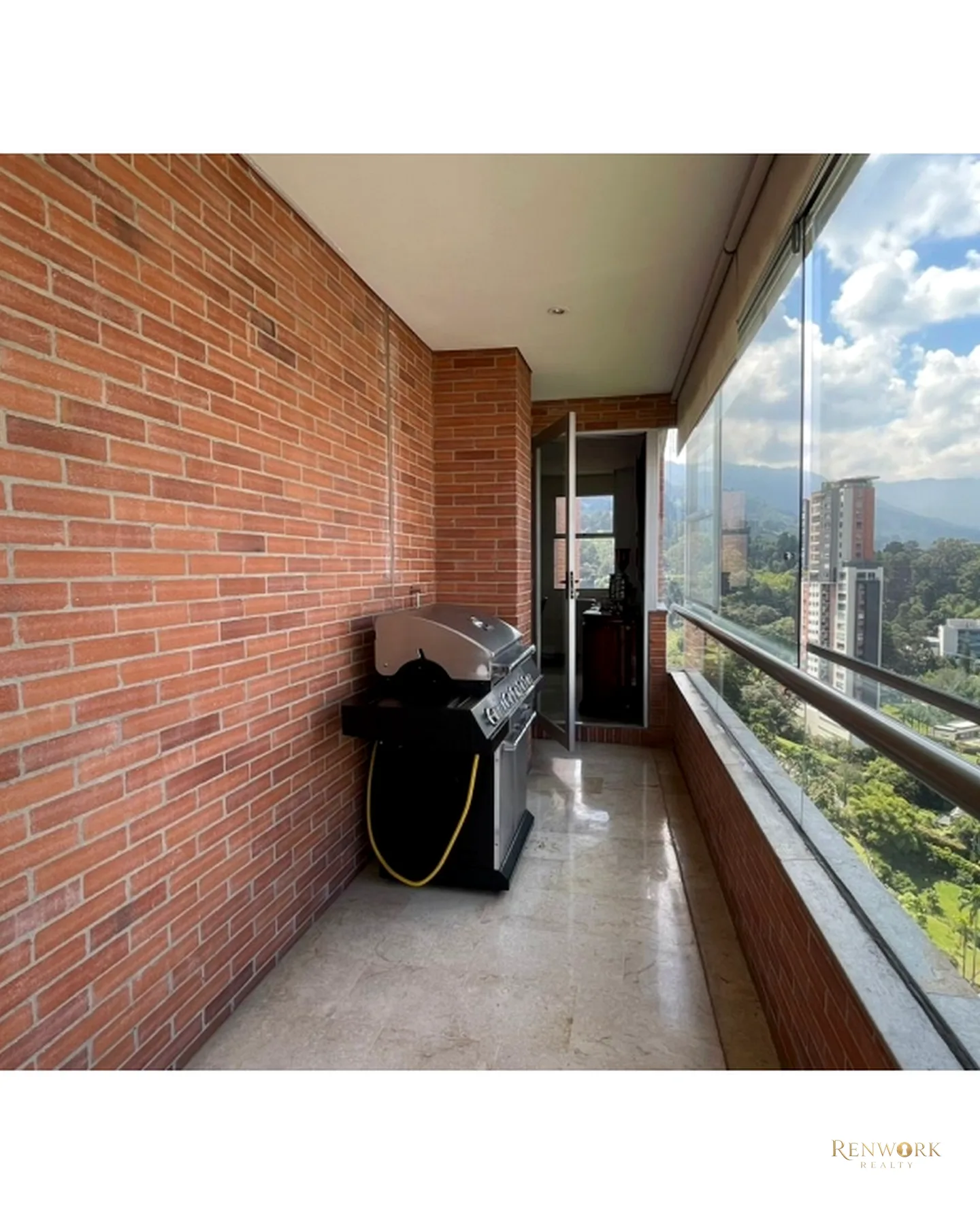 VENTA DE AMPLIO Y HERMOSO APARTAMENTO SECTOR EL TESORO · foto 10