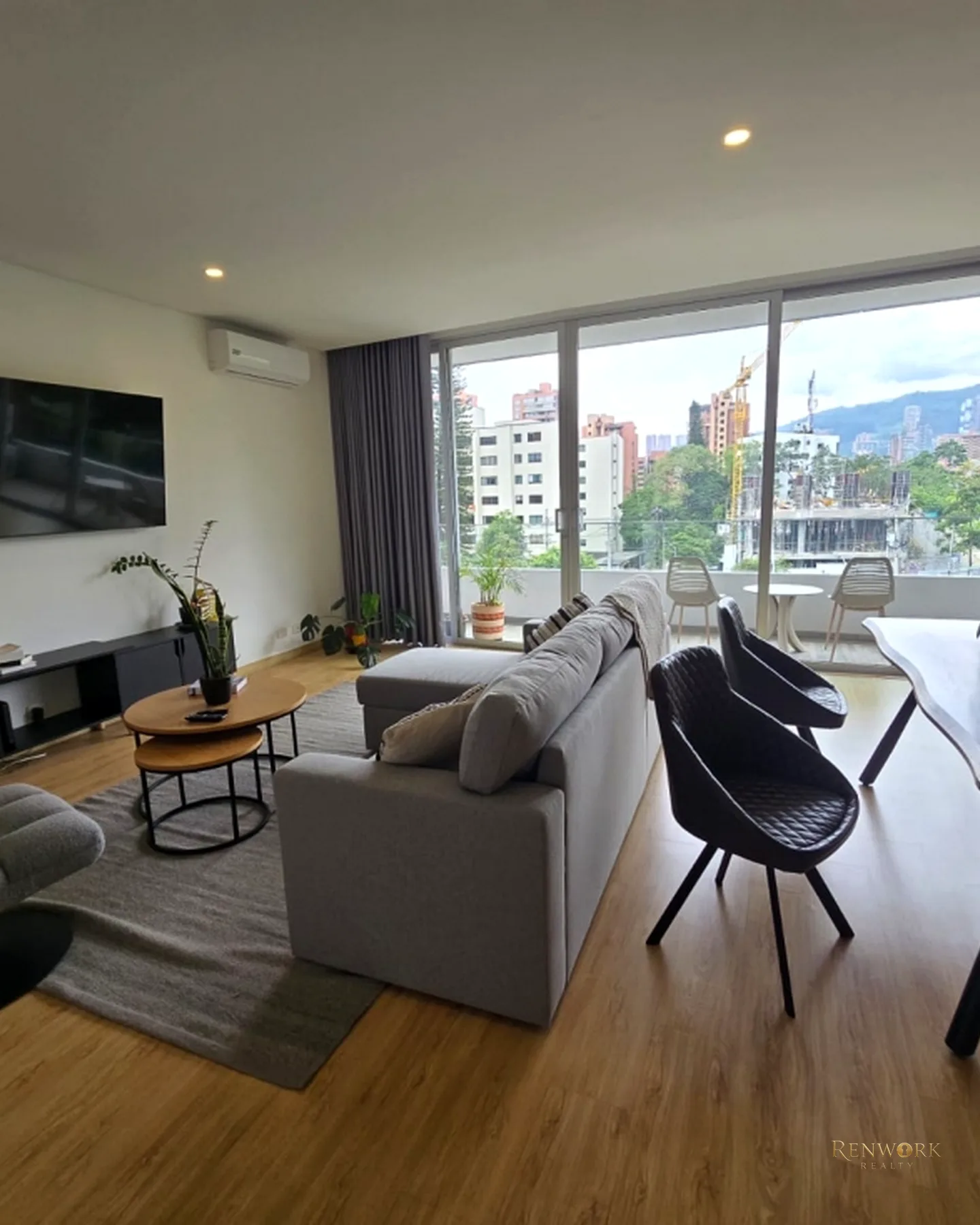 VENTA DE APARTAESTUDIO, EL POBLADO, UBICACIÓN PRIVILEGIADA. · foto 6