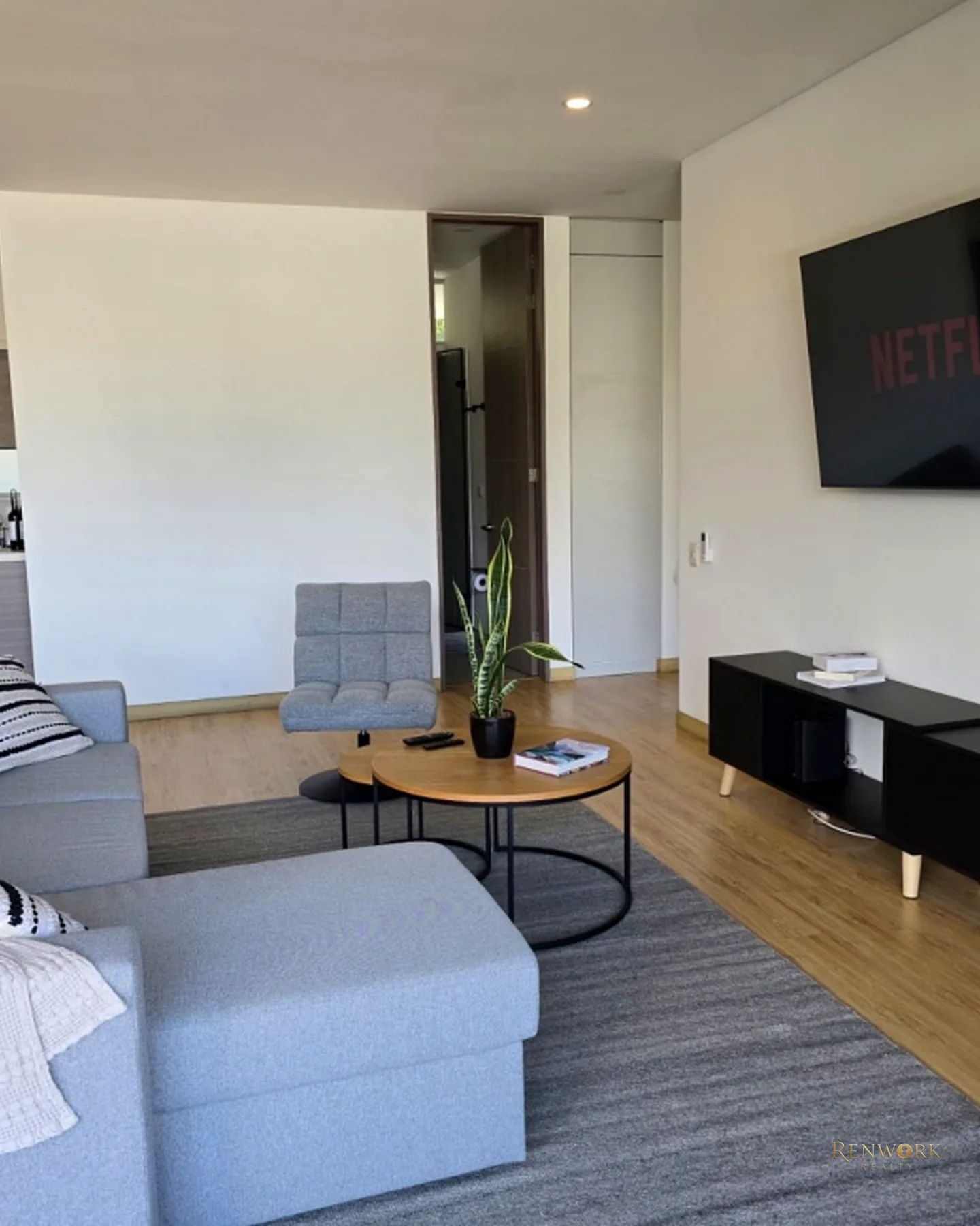 VENTA DE APARTAESTUDIO, EL POBLADO, UBICACIÓN PRIVILEGIADA. · foto 14