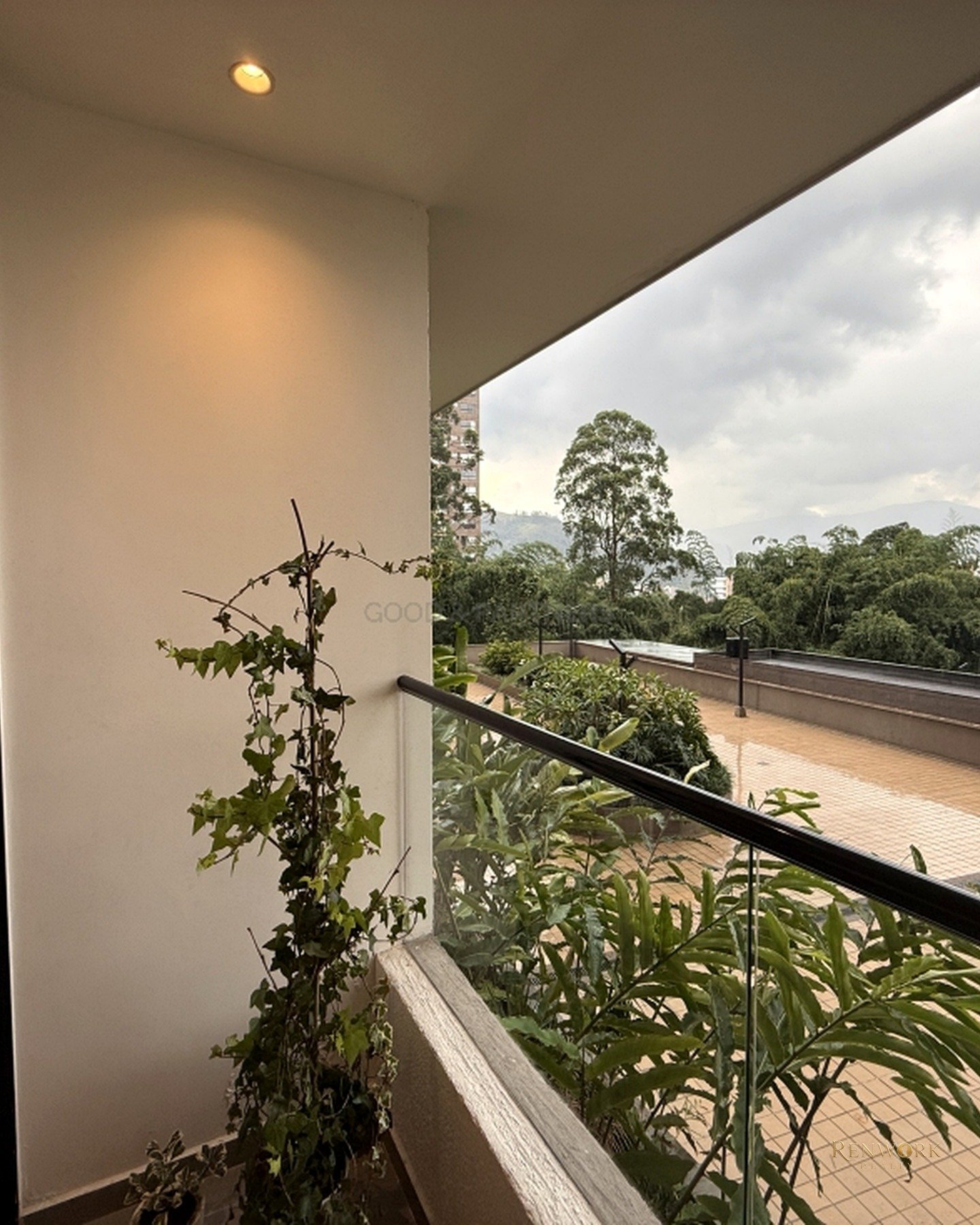 VENTA DE APARTAESTUDIO EN ENVIGADO, SECTOR LOMA DE LAS BRUJAS (EPIC) · foto 12