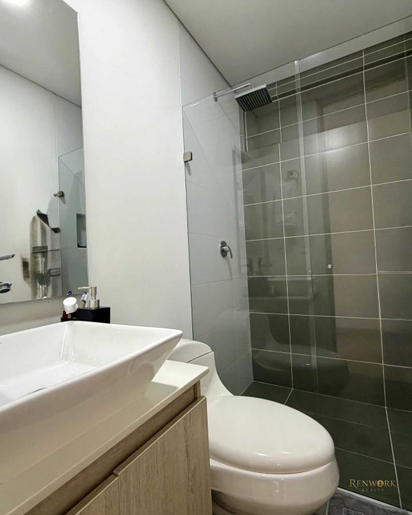 VENTA DE APARTAMENNTO ENVIGADO TRANSVERSAL INTERMEDIA · foto 8