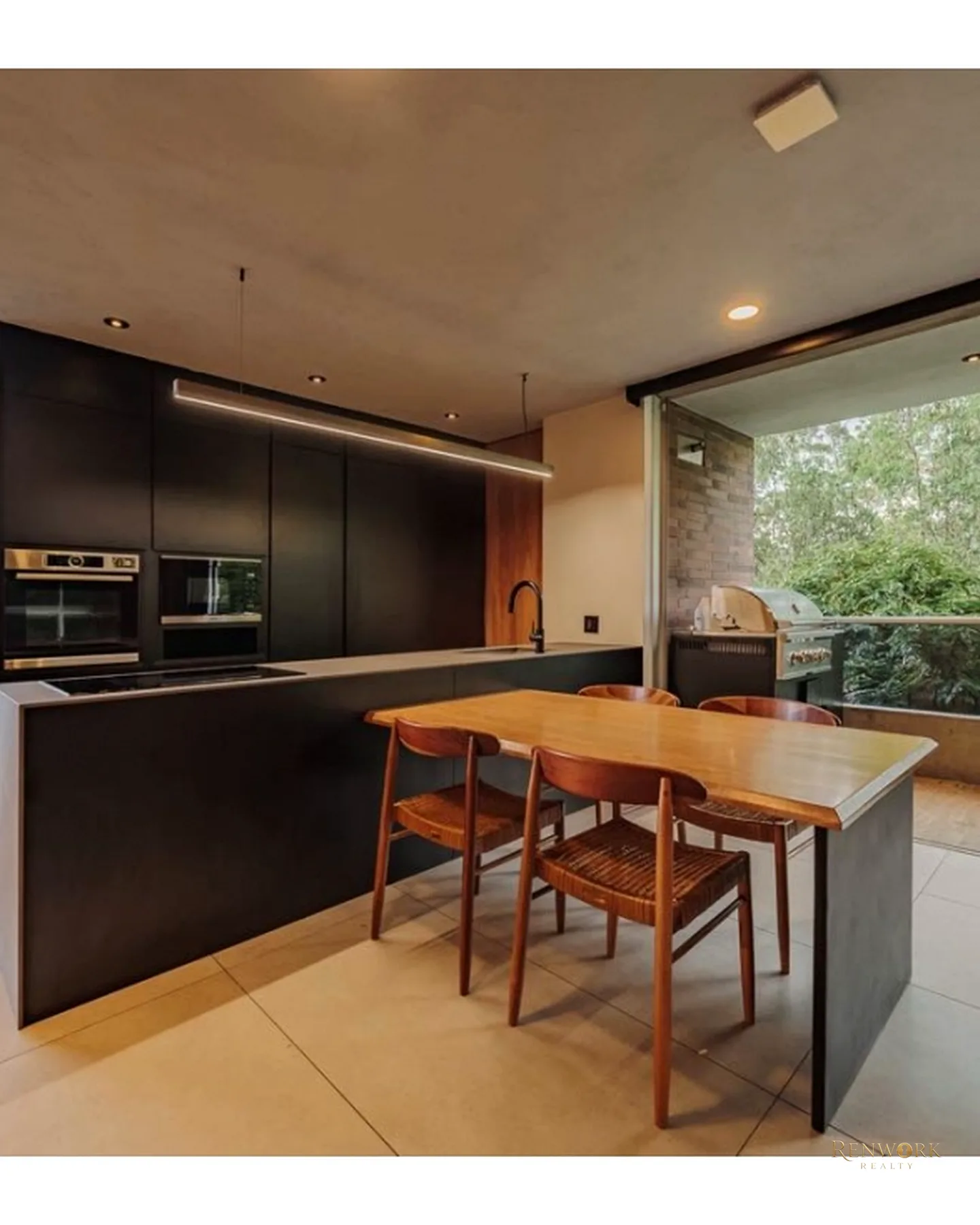 VENTA DE APARTAMENTO AMOBLADO DE LUJO EN COLA DEL ZORRO, EL POBLADO · foto 1