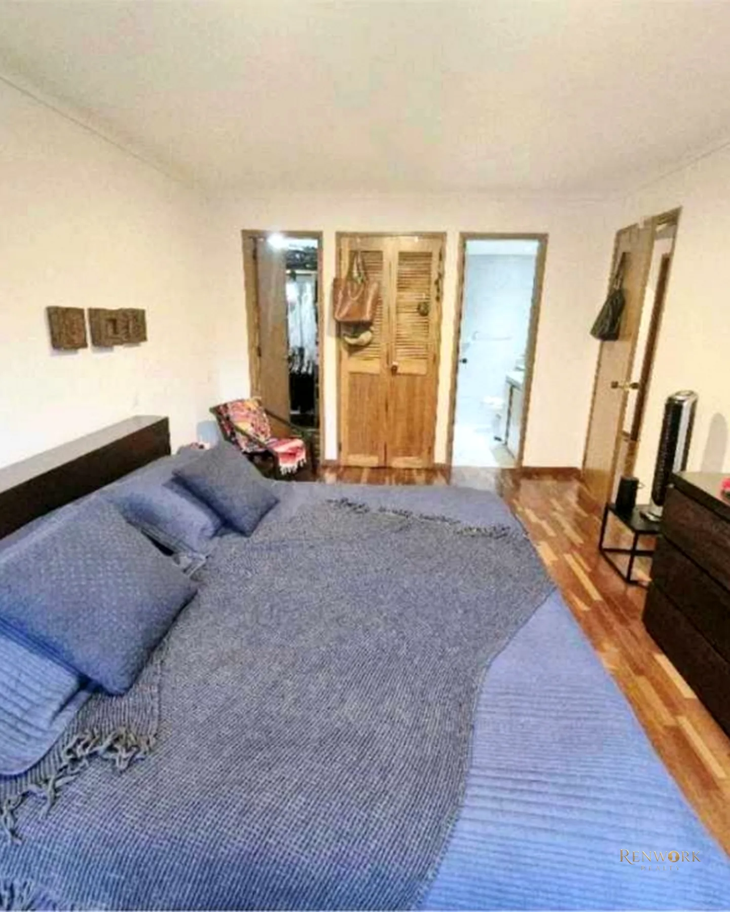VENTA DE APARTAMENTO AMPLIO Y ACOGEDOR POBLADO- SECTOR EL TESORO · foto 5