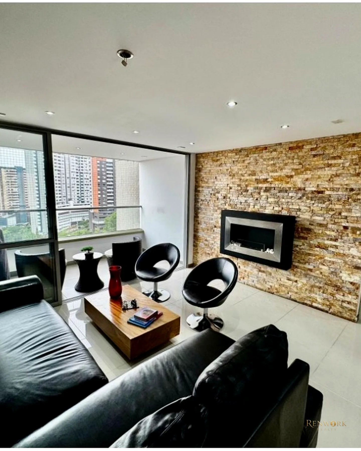 VENTA DE APARTAMENTO CERCA A CUMBRES - LOMA DEL CHOCHO · foto 3