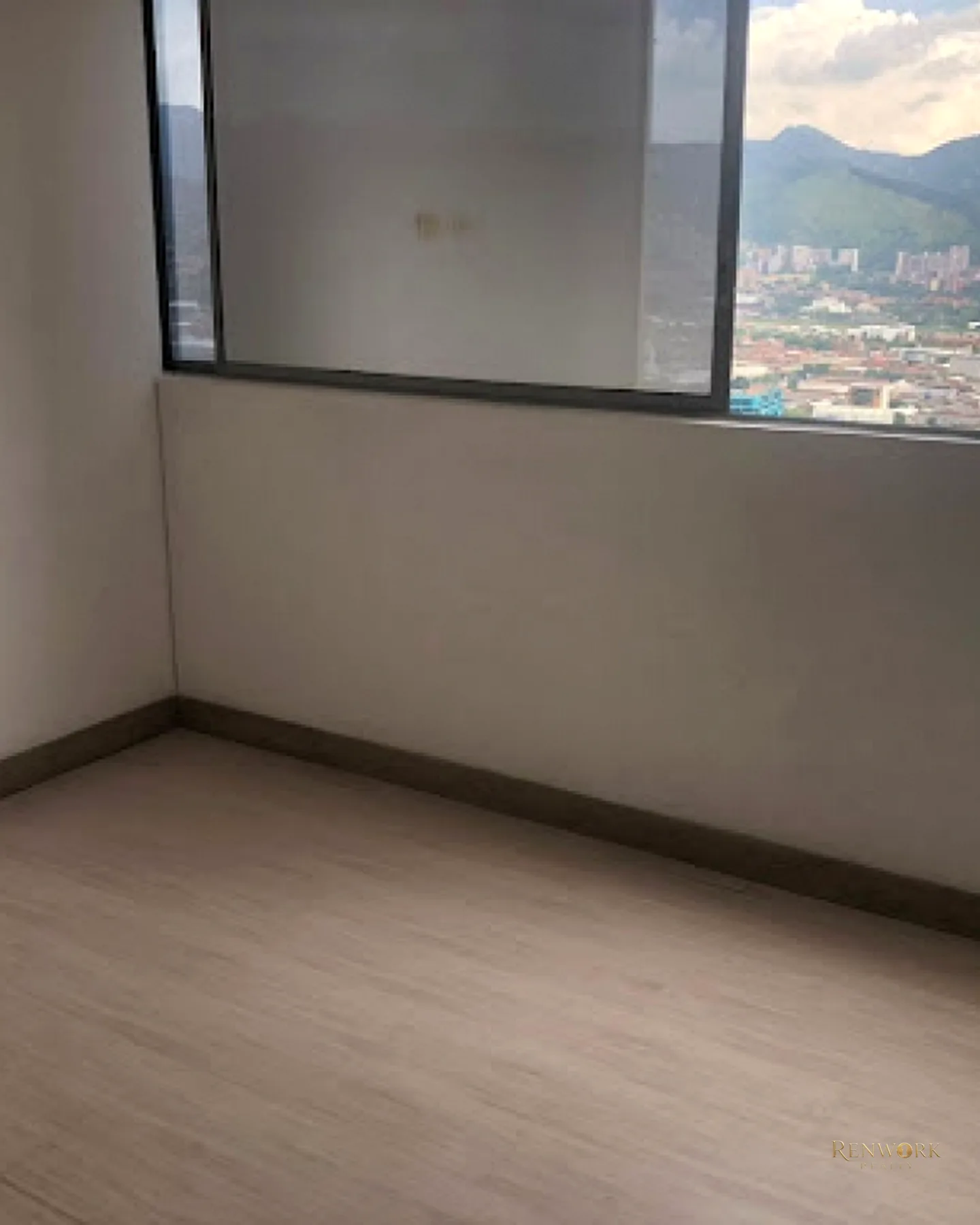 VENTA DE APARTAMENTO CON HERMOSA VISTA EN CASTROPOL · foto 11