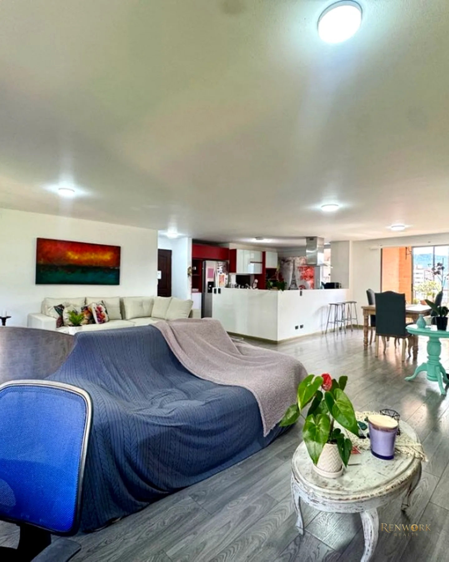 VENTA DE APARTAMENTO CON POBLADO-CASTROPOL · foto 3