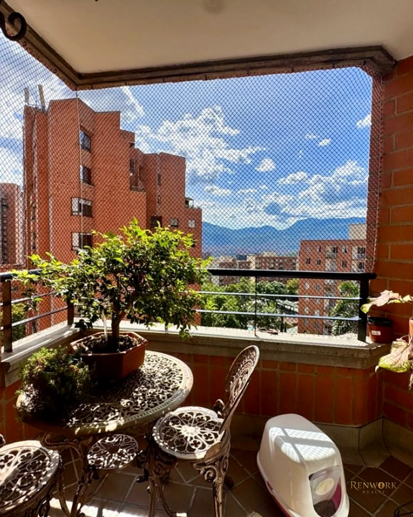 VENTA DE APARTAMENTO CON POBLADO-CASTROPOL · foto 23