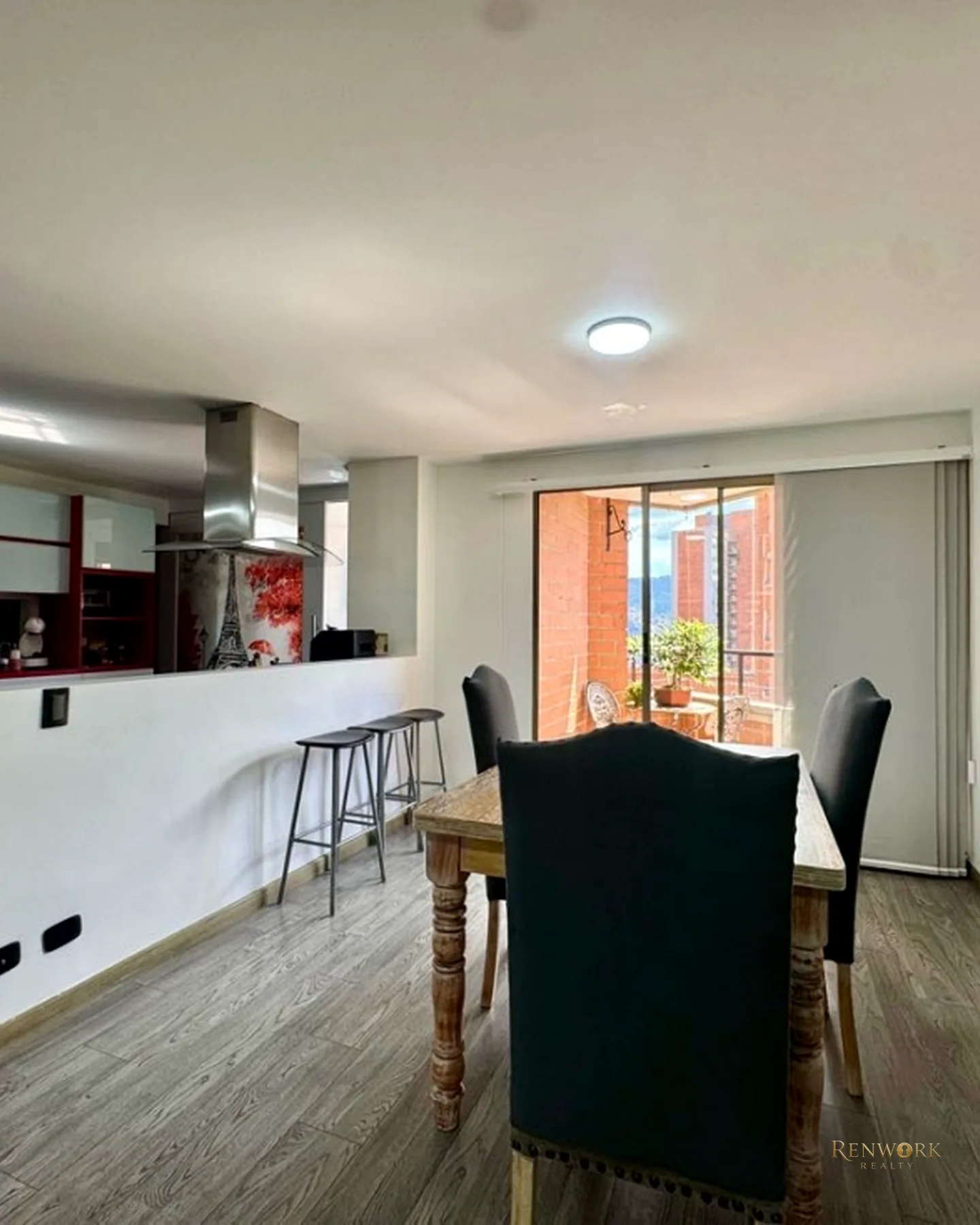 VENTA DE APARTAMENTO CON POBLADO-CASTROPOL · foto 10