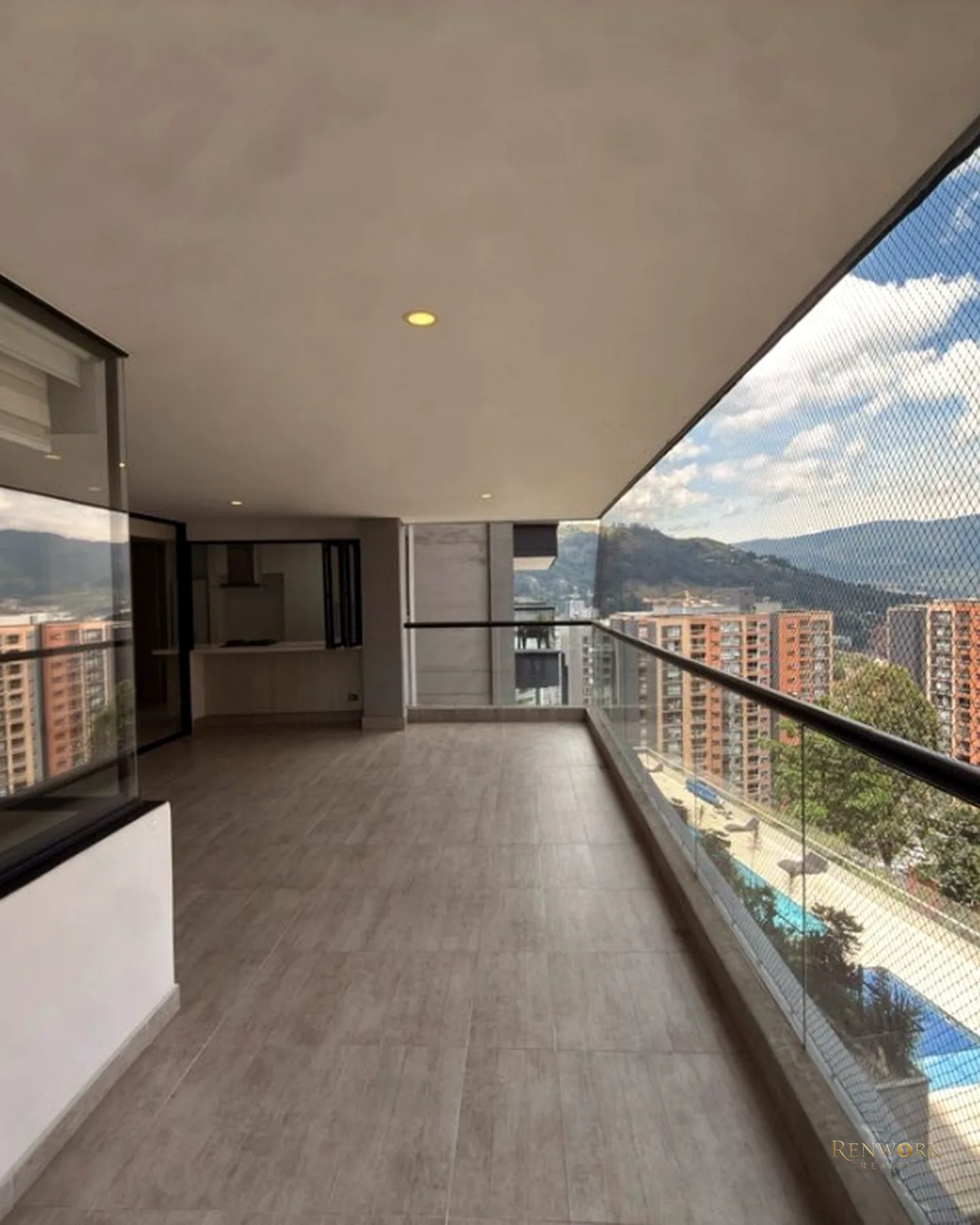 VENTA DE APARTAMENTO CON VISTA A LA CIUDAD EN LA LOMA DE LAS BRUJAS · foto 1