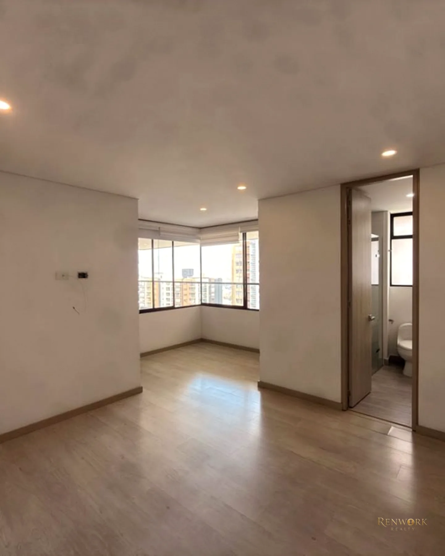 VENTA DE APARTAMENTO CON VISTA A LA CIUDAD EN LA LOMA DE LAS BRUJAS · foto 16