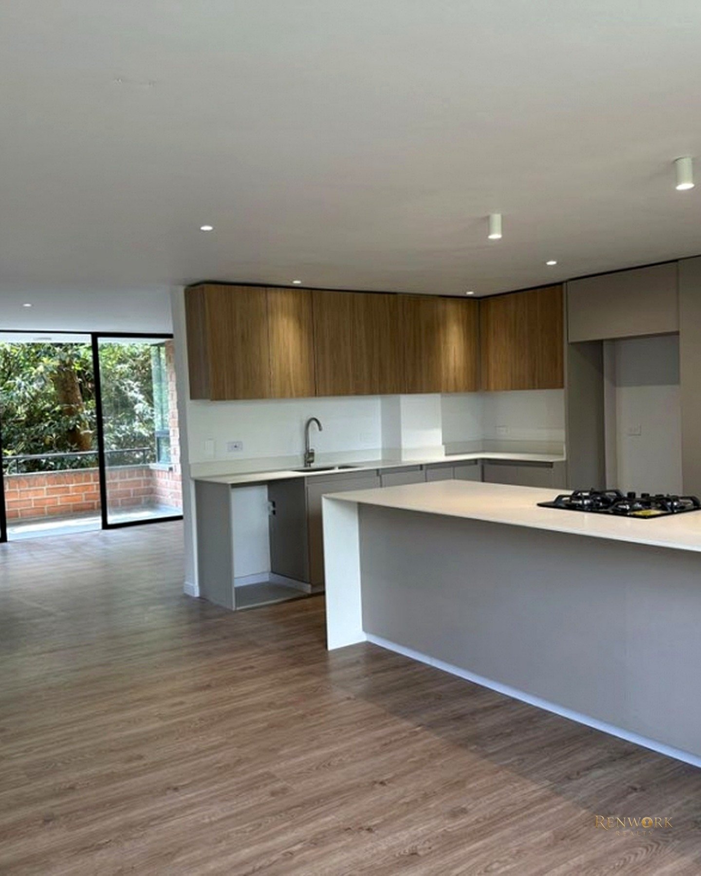 Vista de VENTA DE APARTAMENTO DE 171 MTS EN EL POBLADO SECTOR ALEJANDRÍA